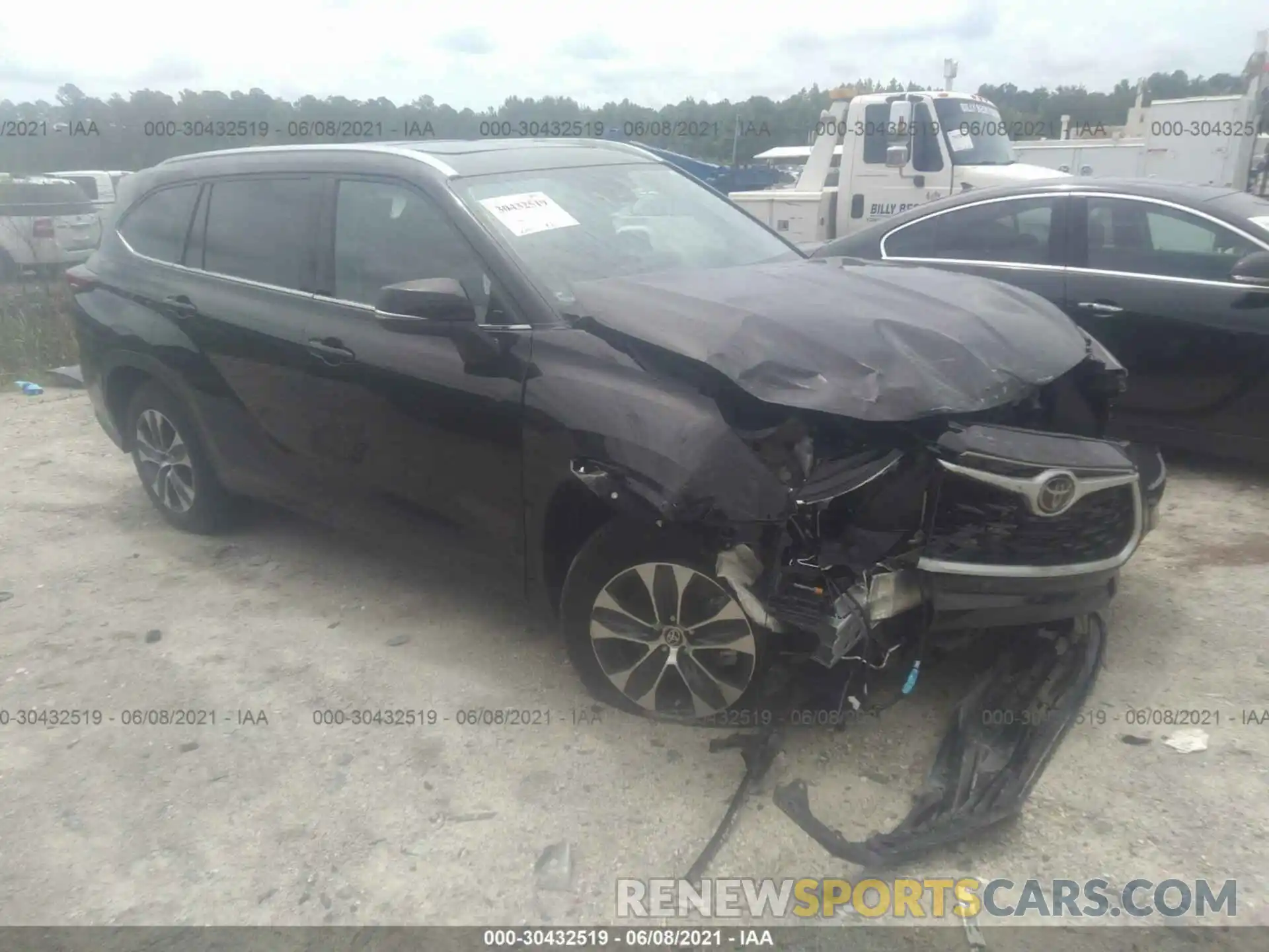 1 Photograph of a damaged car 5TDHZRAH5LS030064 TOYOTA HIGHLANDER 2020