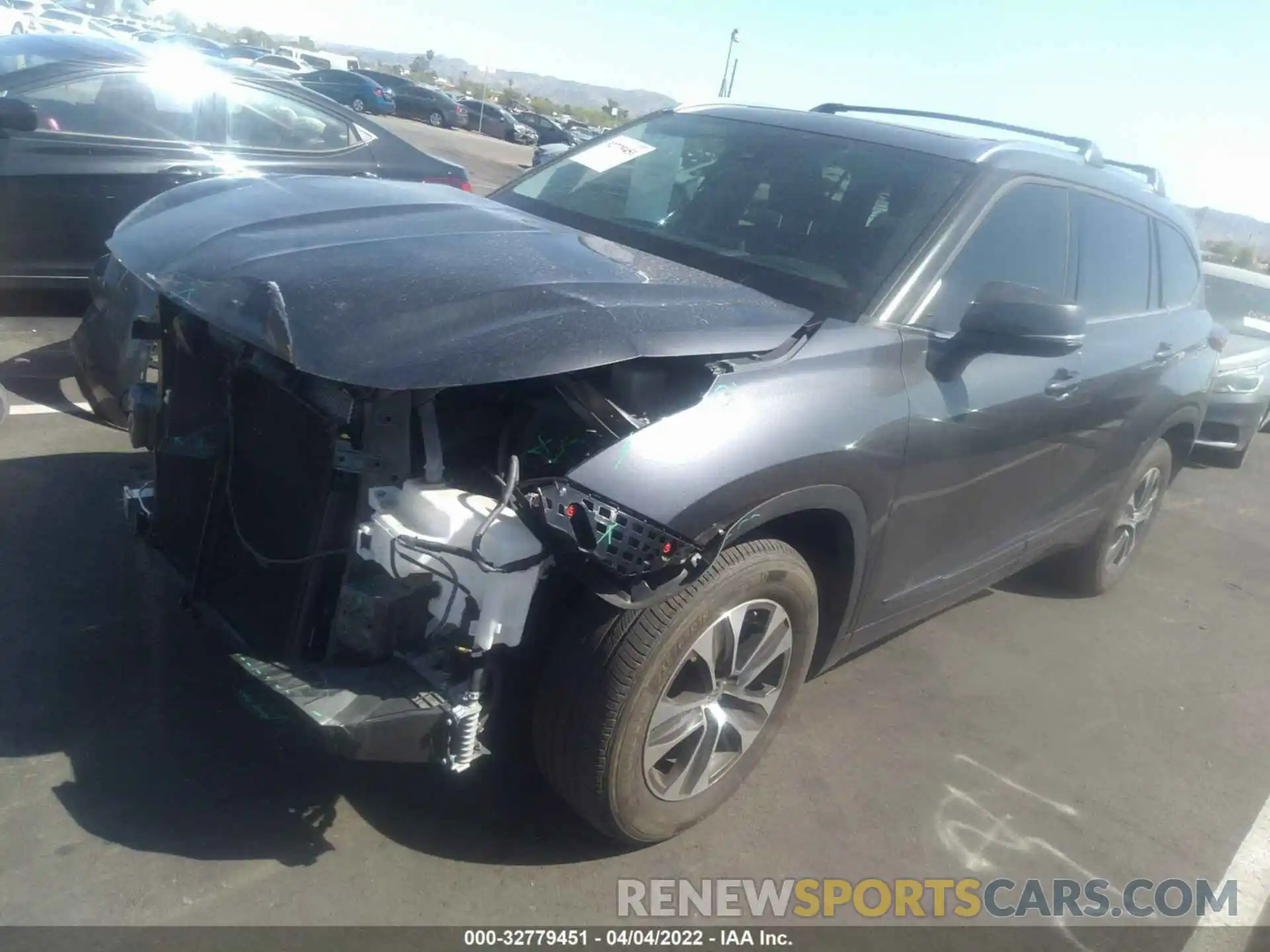 2 Photograph of a damaged car 5TDHZRAH6LS008204 TOYOTA HIGHLANDER 2020