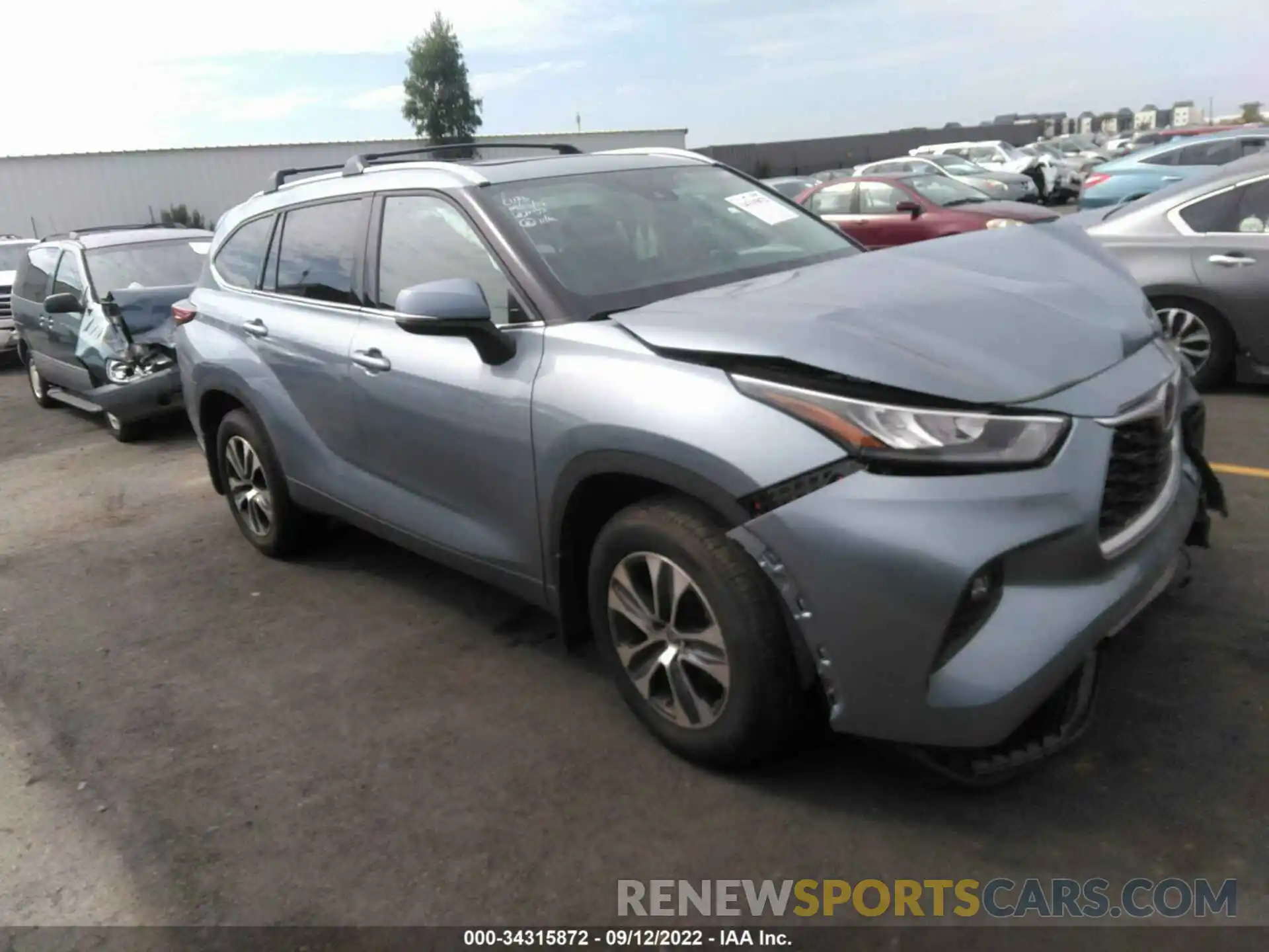 1 Photograph of a damaged car 5TDHZRAH6LS008901 TOYOTA HIGHLANDER 2020