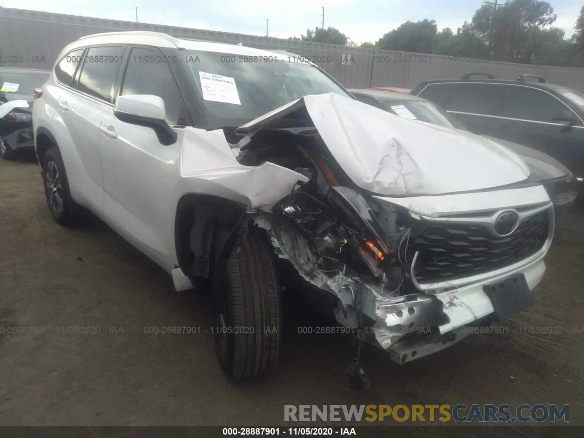 1 Photograph of a damaged car 5TDHZRAH6LS010065 TOYOTA HIGHLANDER 2020