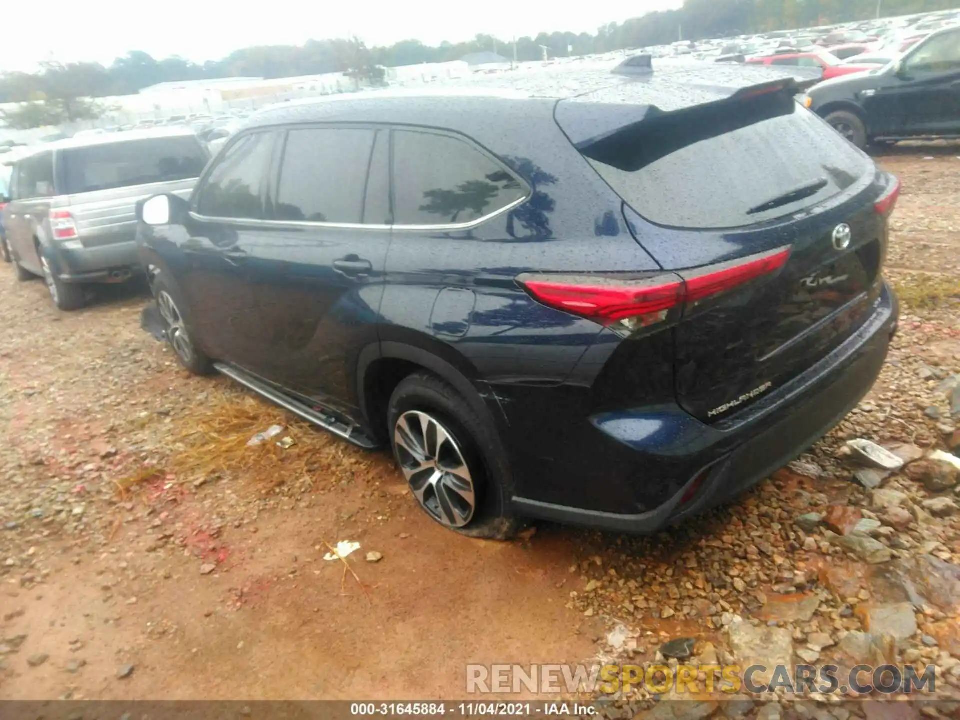 3 Photograph of a damaged car 5TDHZRAH6LS018019 TOYOTA HIGHLANDER 2020