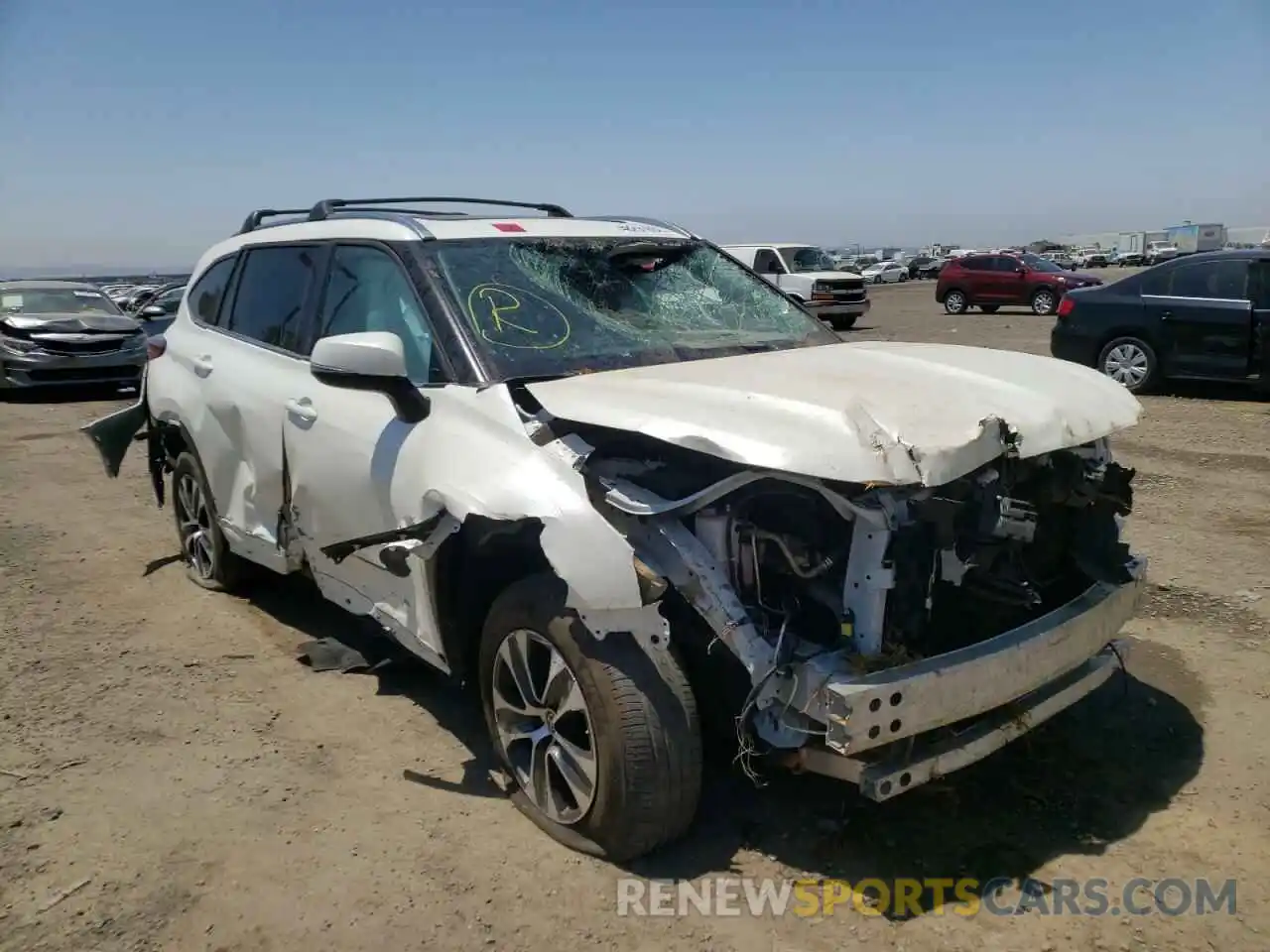 1 Photograph of a damaged car 5TDHZRAH7LS008308 TOYOTA HIGHLANDER 2020