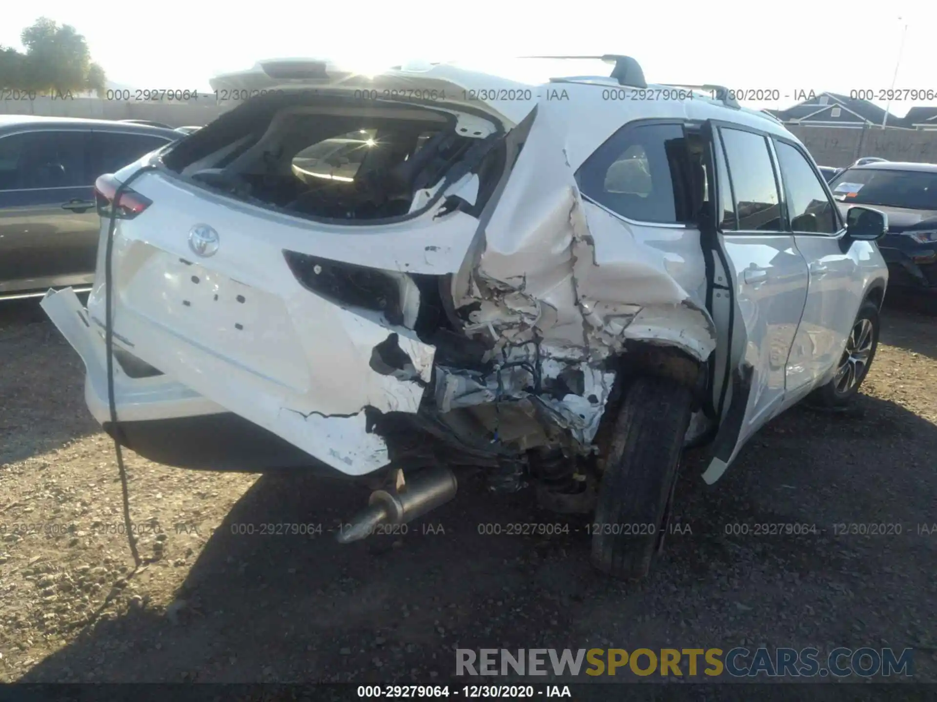 6 Photograph of a damaged car 5TDHZRAH7LS502278 TOYOTA HIGHLANDER 2020