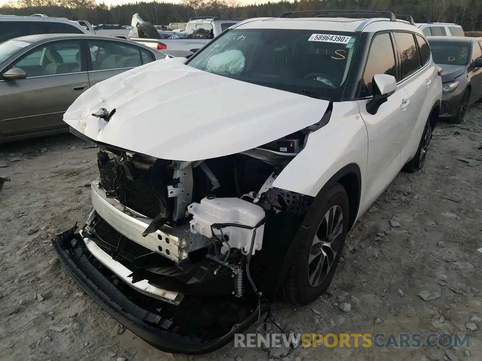 2 Photograph of a damaged car 5TDHZRAH7LS503849 TOYOTA HIGHLANDER 2020