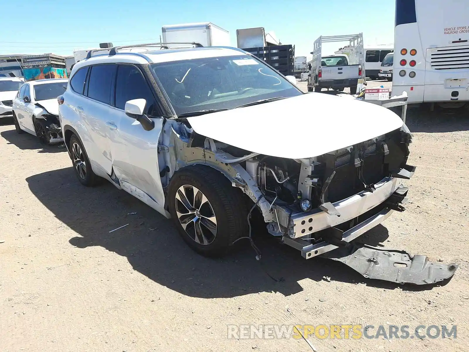 1 Photograph of a damaged car 5TDHZRAH7LS508582 TOYOTA HIGHLANDER 2020