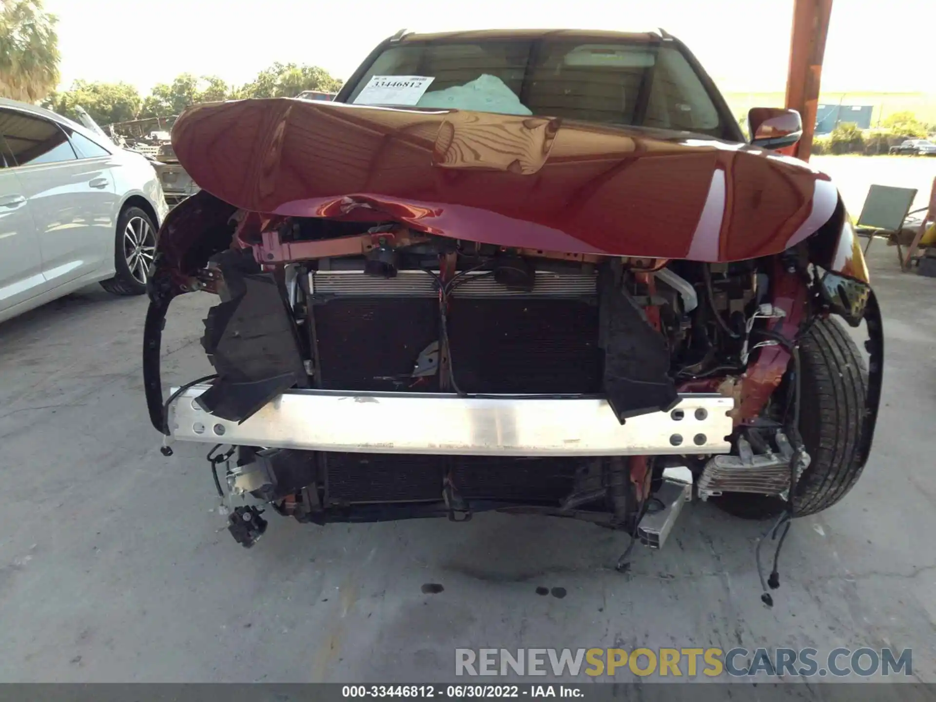 6 Photograph of a damaged car 5TDHZRAH7LS510851 TOYOTA HIGHLANDER 2020