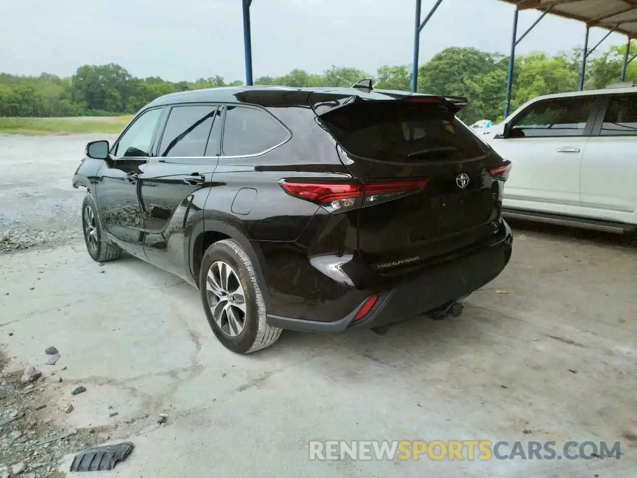 3 Photograph of a damaged car 5TDHZRAH8LS031158 TOYOTA HIGHLANDER 2020