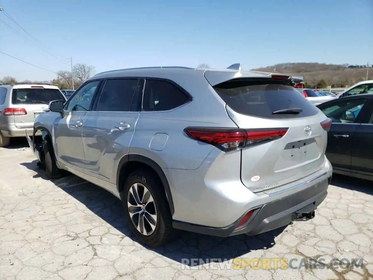 3 Photograph of a damaged car 5TDHZRAH8LS506663 TOYOTA HIGHLANDER 2020