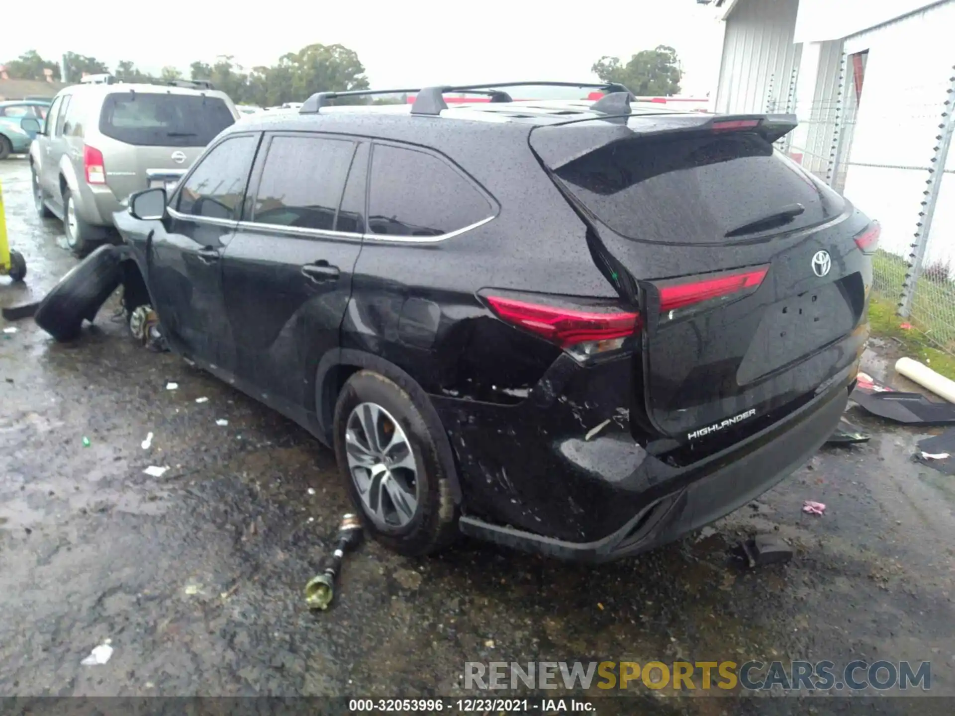 3 Photograph of a damaged car 5TDHZRAH9LS511922 TOYOTA HIGHLANDER 2020