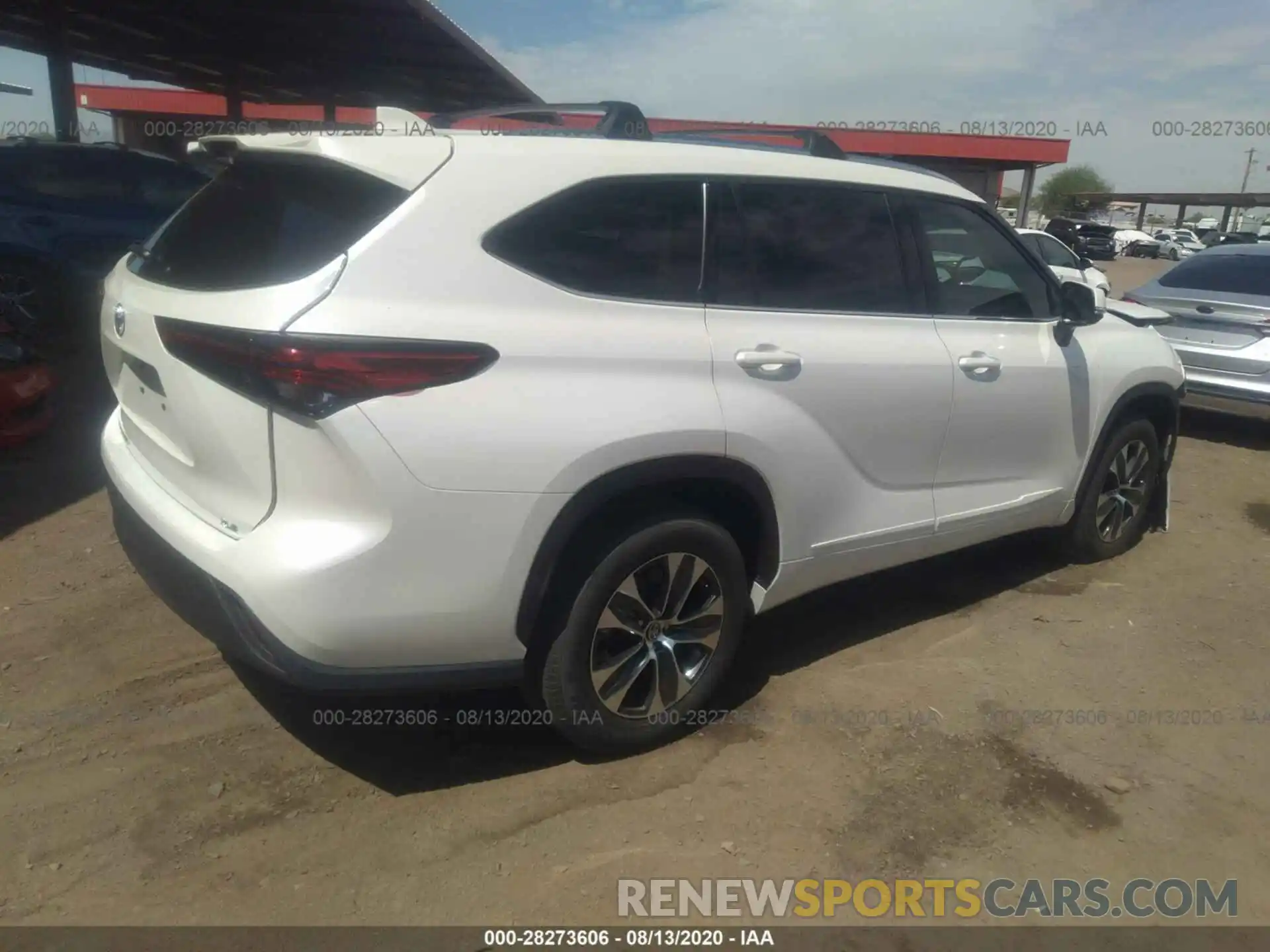 4 Photograph of a damaged car 5TDHZRAHXLS000929 TOYOTA HIGHLANDER 2020