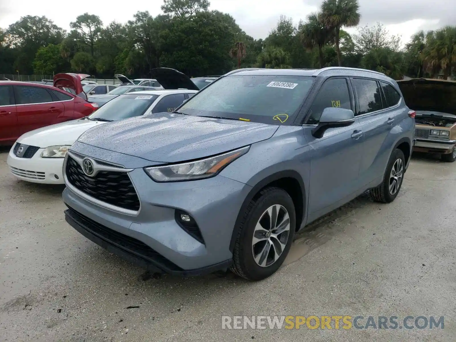 2 Photograph of a damaged car 5TDHZRAHXLS004219 TOYOTA HIGHLANDER 2020