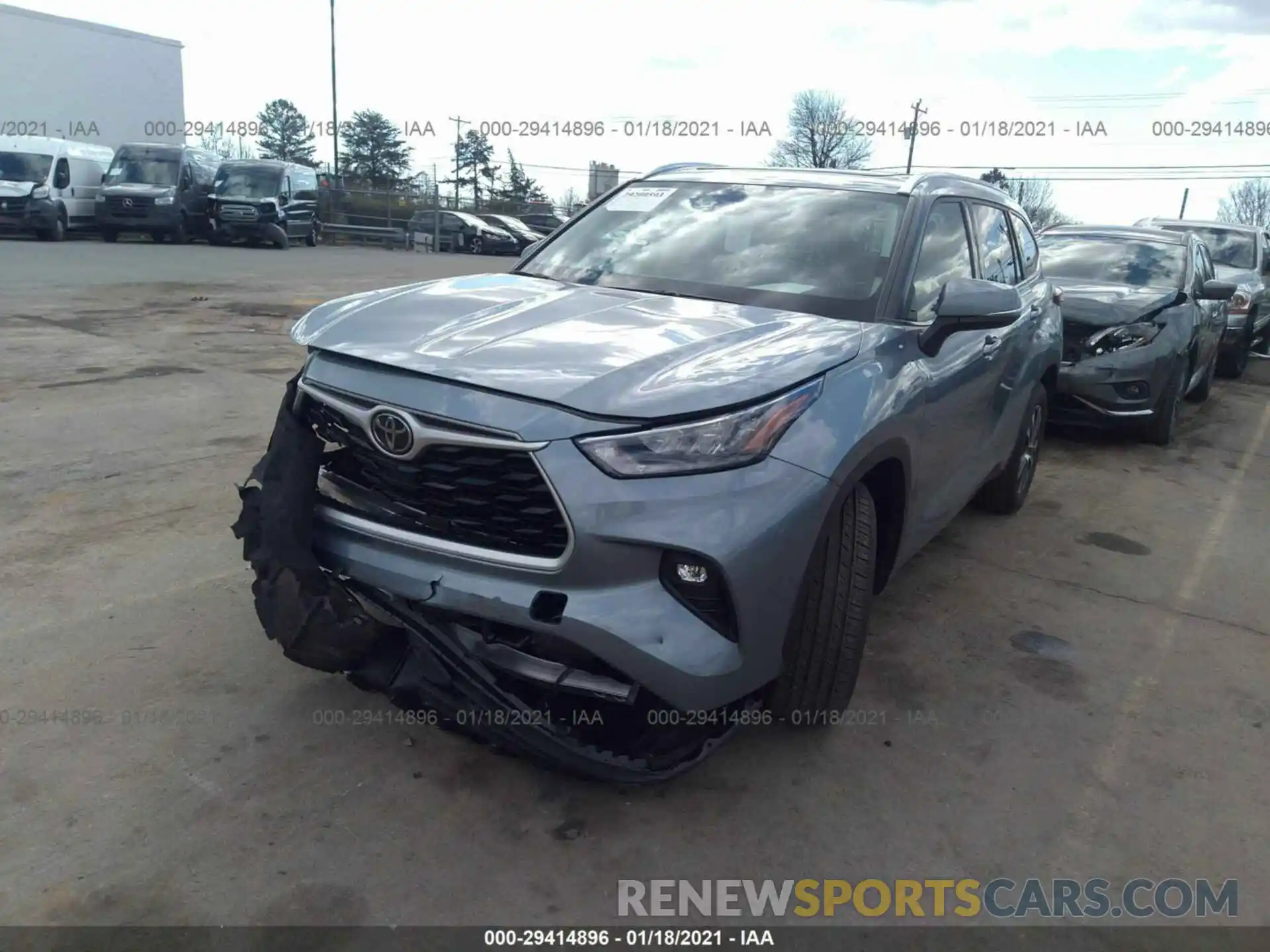 2 Photograph of a damaged car 5TDHZRAHXLS019108 TOYOTA HIGHLANDER 2020