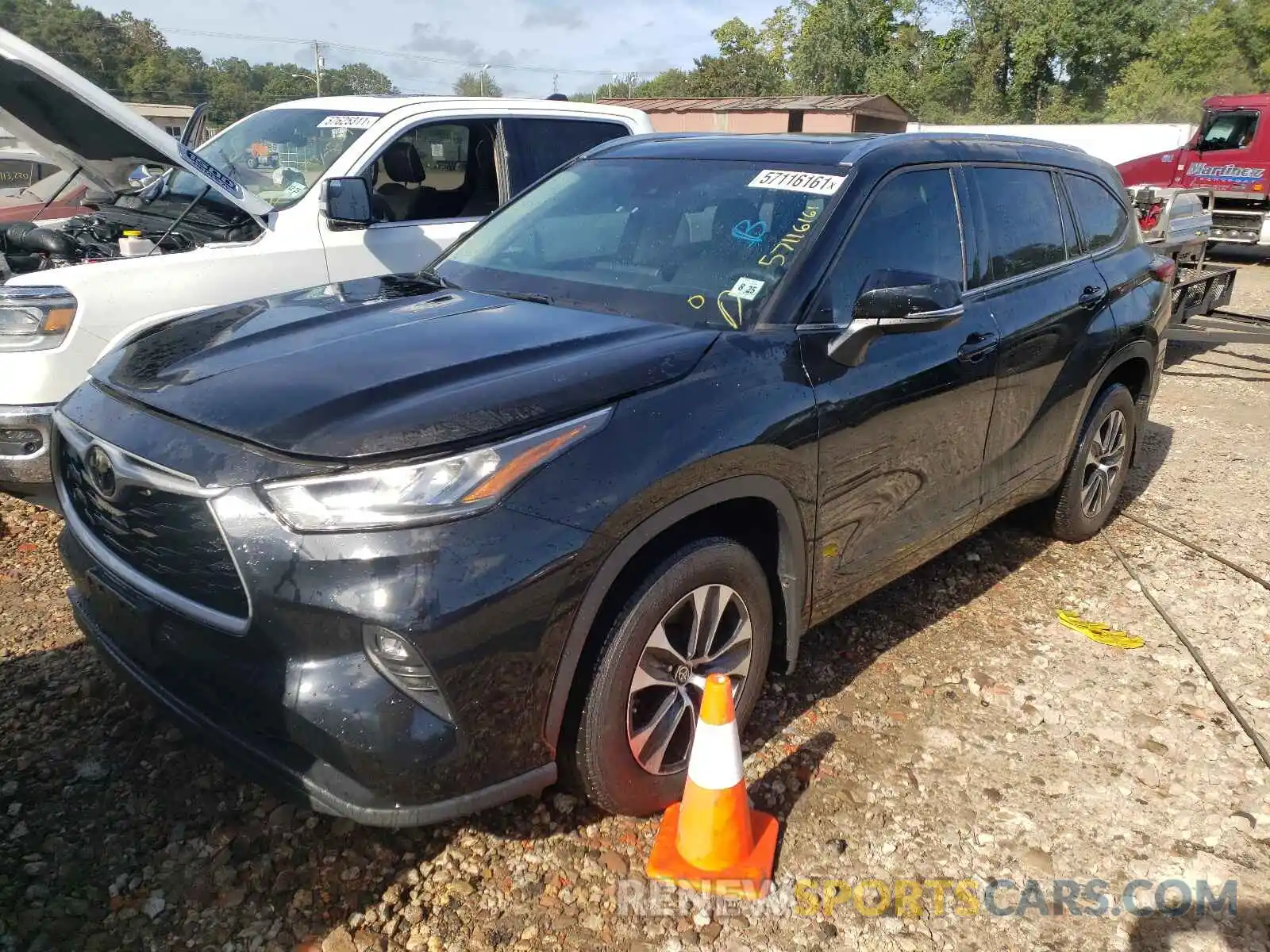 2 Photograph of a damaged car 5TDHZRBH0LS003210 TOYOTA HIGHLANDER 2020