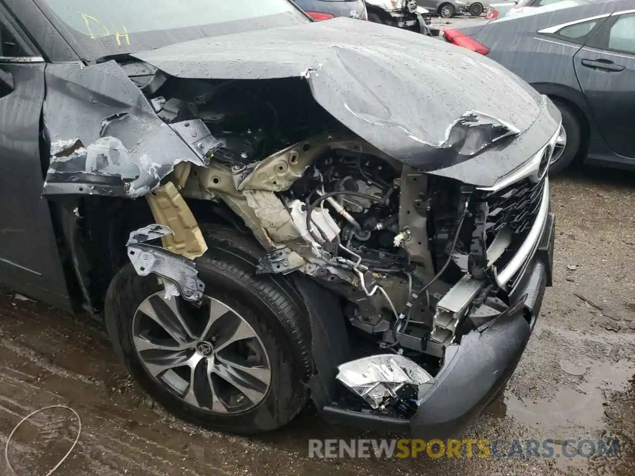 9 Photograph of a damaged car 5TDHZRBH0LS051290 TOYOTA HIGHLANDER 2020