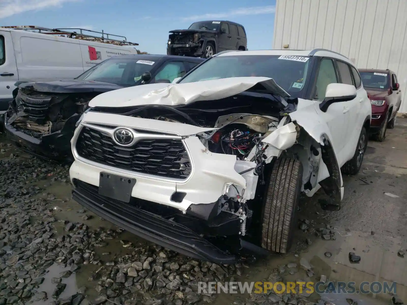 2 Photograph of a damaged car 5TDHZRBH0LS517347 TOYOTA HIGHLANDER 2020