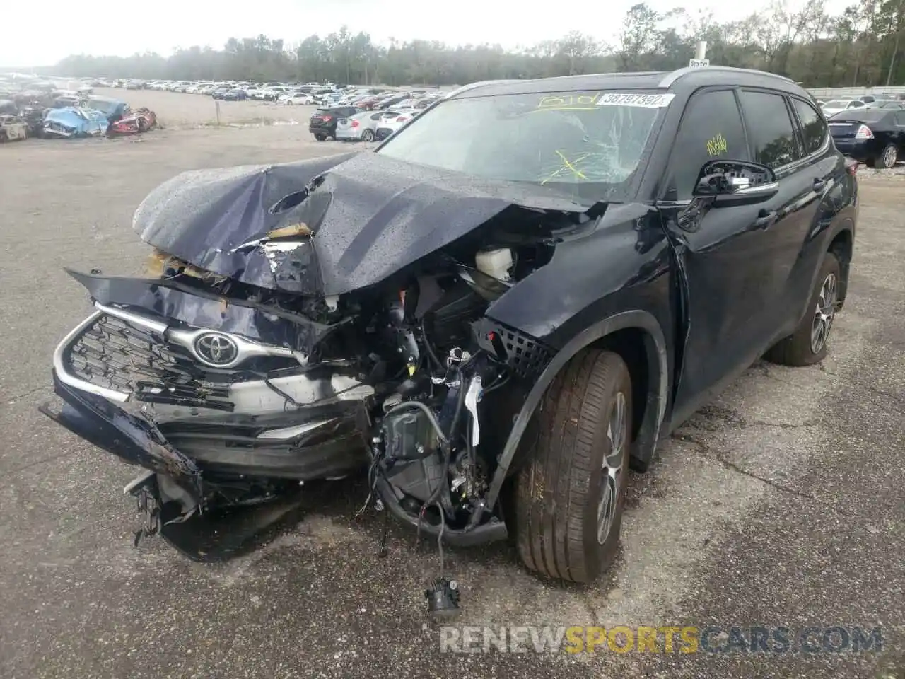 2 Photograph of a damaged car 5TDHZRBH1LS047412 TOYOTA HIGHLANDER 2020