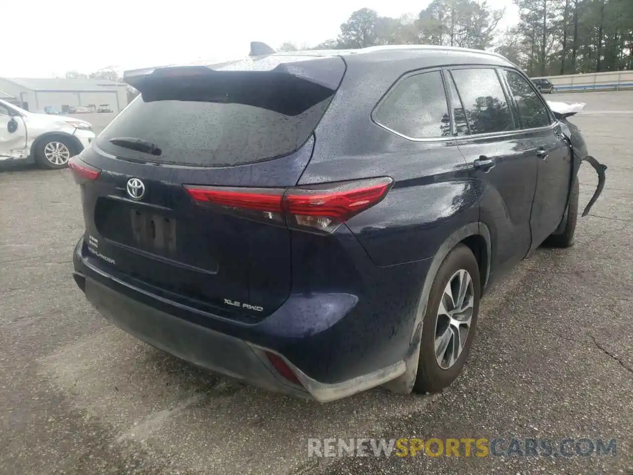 4 Photograph of a damaged car 5TDHZRBH1LS047412 TOYOTA HIGHLANDER 2020