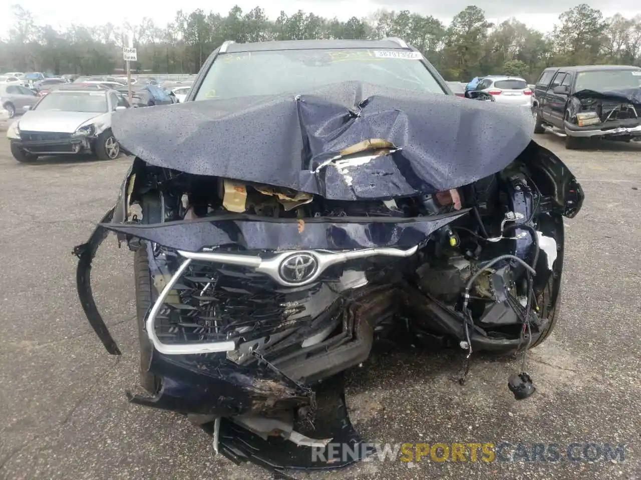 9 Photograph of a damaged car 5TDHZRBH1LS047412 TOYOTA HIGHLANDER 2020