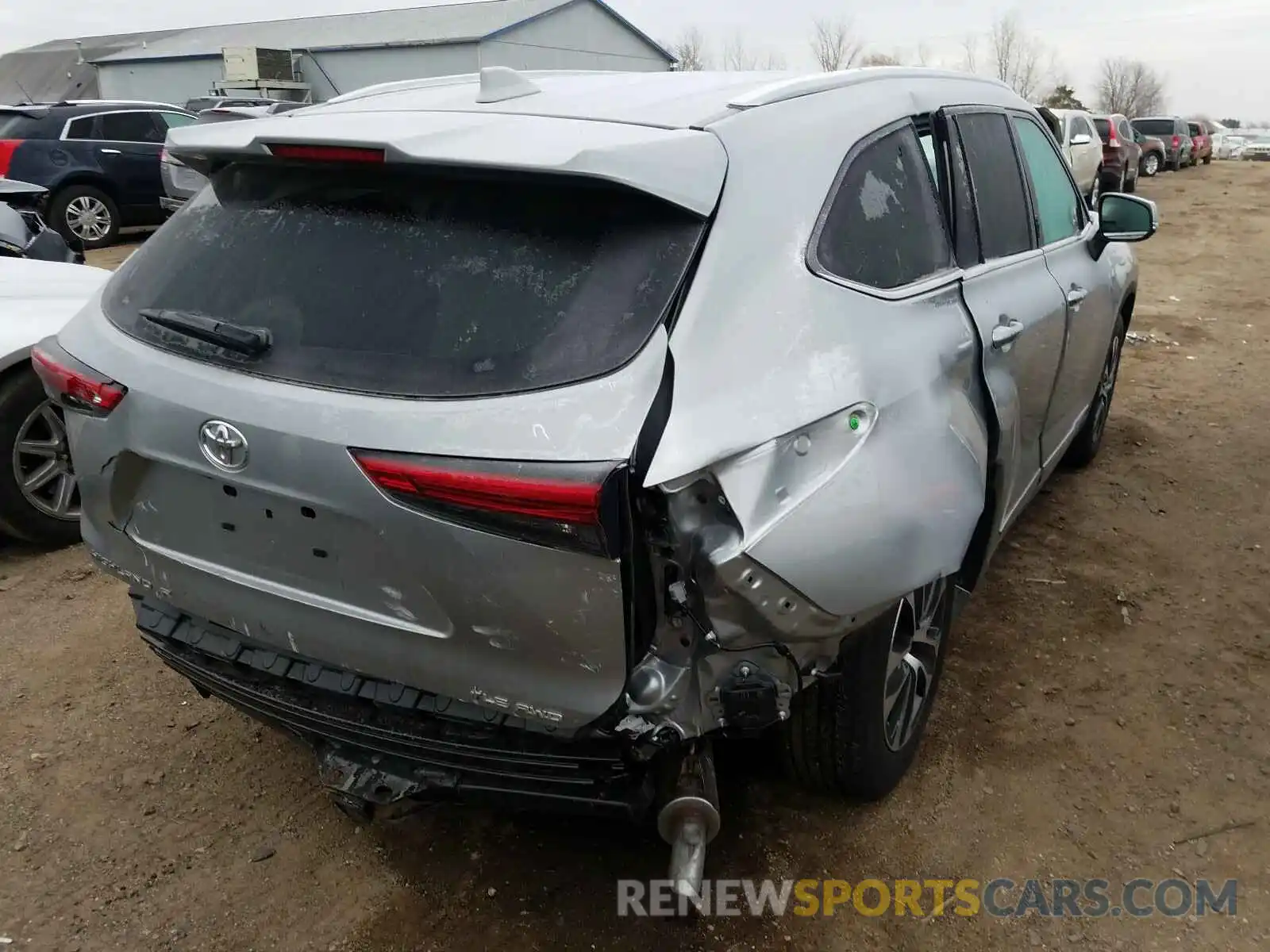 4 Photograph of a damaged car 5TDHZRBH1LS052593 TOYOTA HIGHLANDER 2020