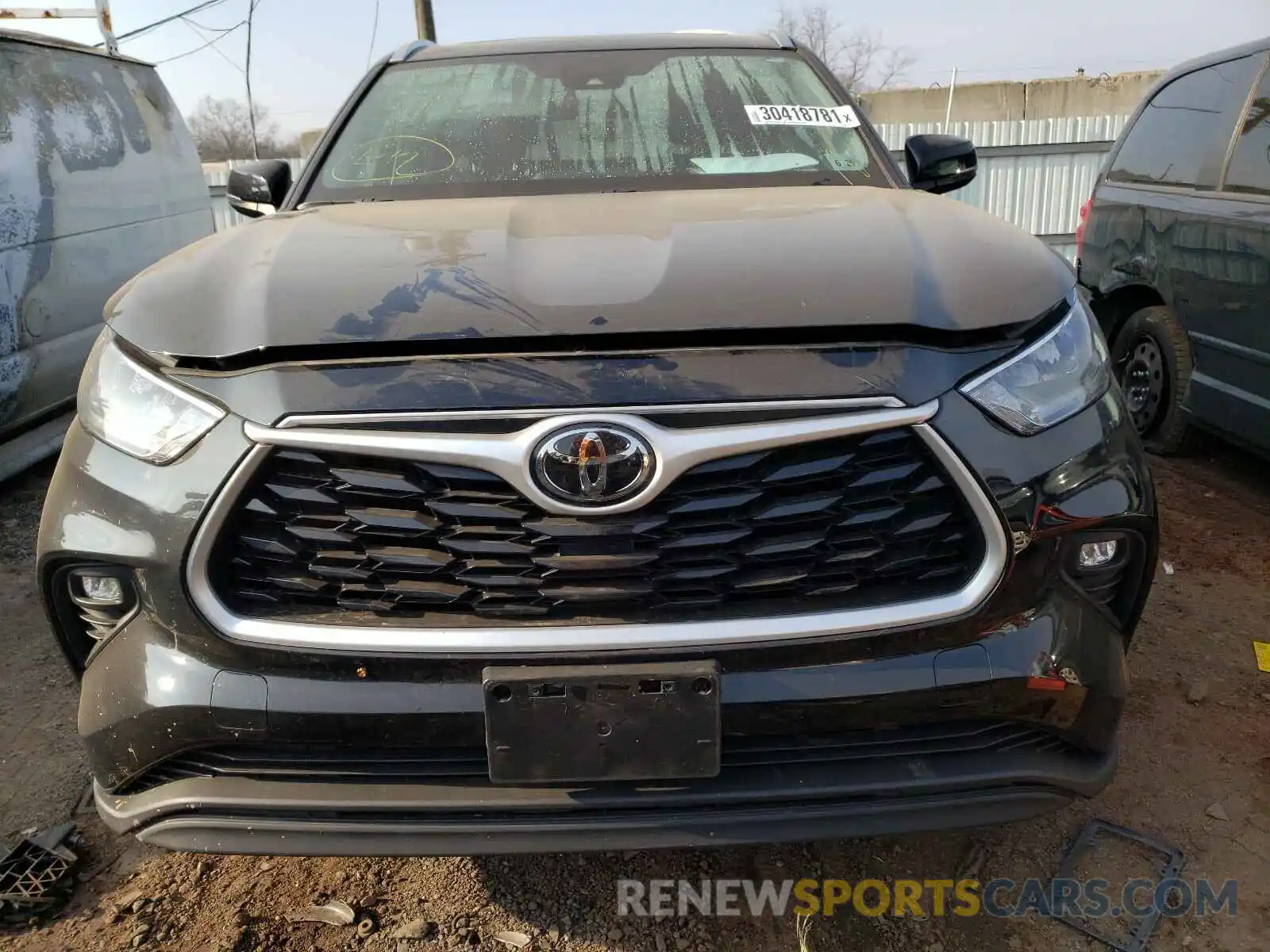 9 Photograph of a damaged car 5TDHZRBH1LS511220 TOYOTA HIGHLANDER 2020