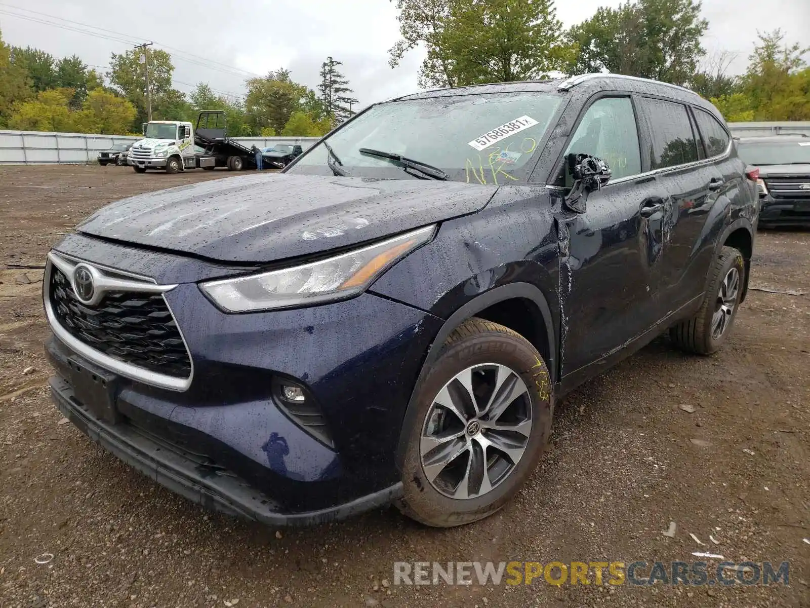 2 Photograph of a damaged car 5TDHZRBH1LS518989 TOYOTA HIGHLANDER 2020