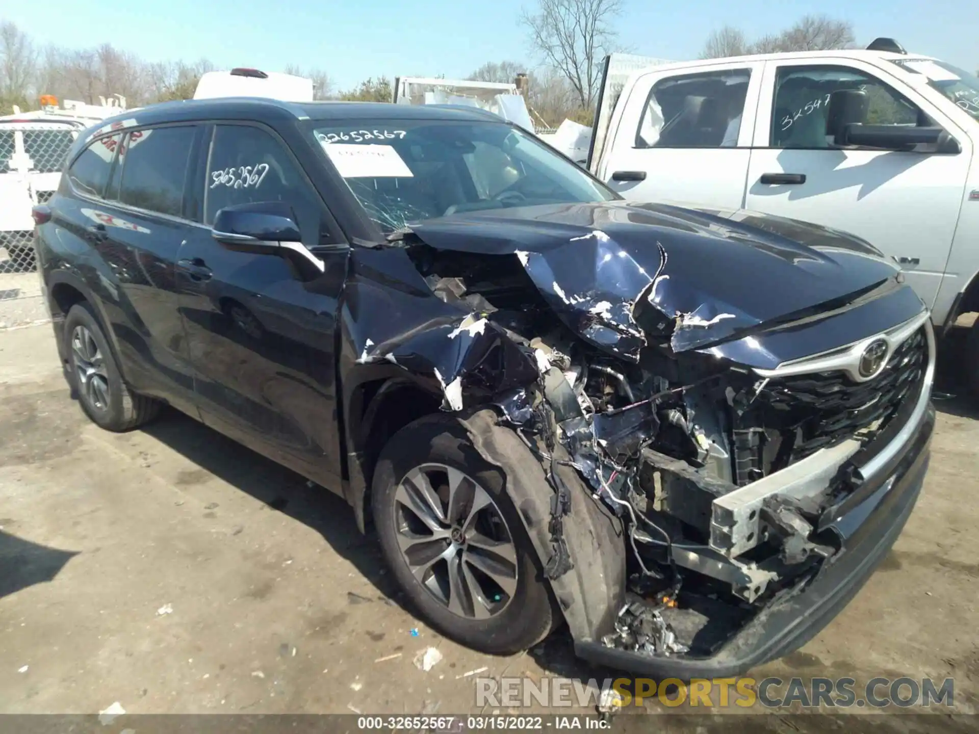 1 Photograph of a damaged car 5TDHZRBH2LS002205 TOYOTA HIGHLANDER 2020