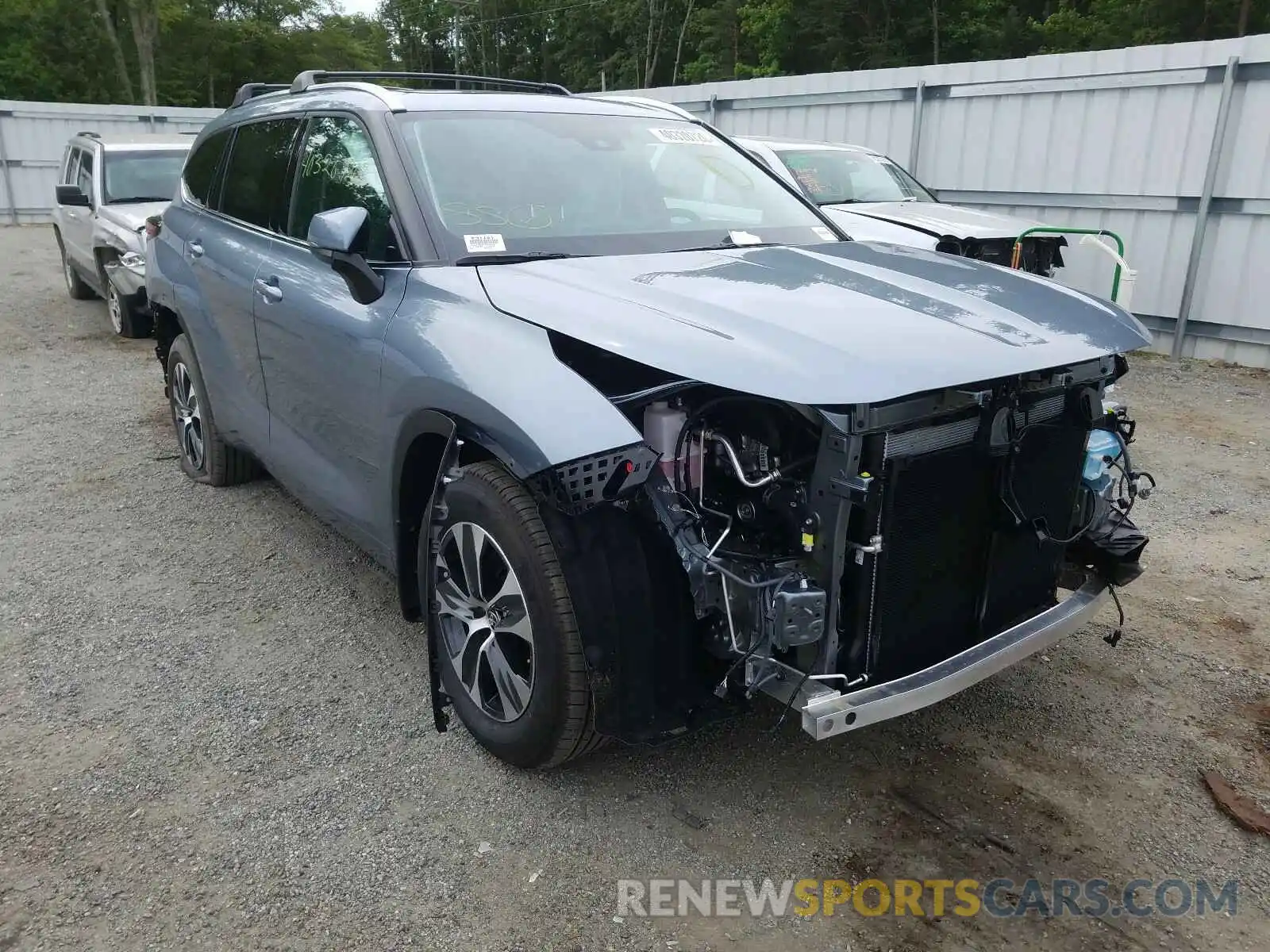 1 Photograph of a damaged car 5TDHZRBH2LS016413 TOYOTA HIGHLANDER 2020