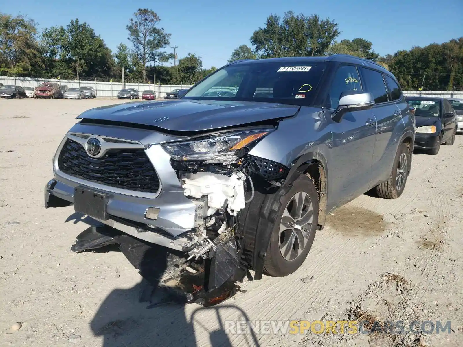 2 Photograph of a damaged car 5TDHZRBH2LS038041 TOYOTA HIGHLANDER 2020