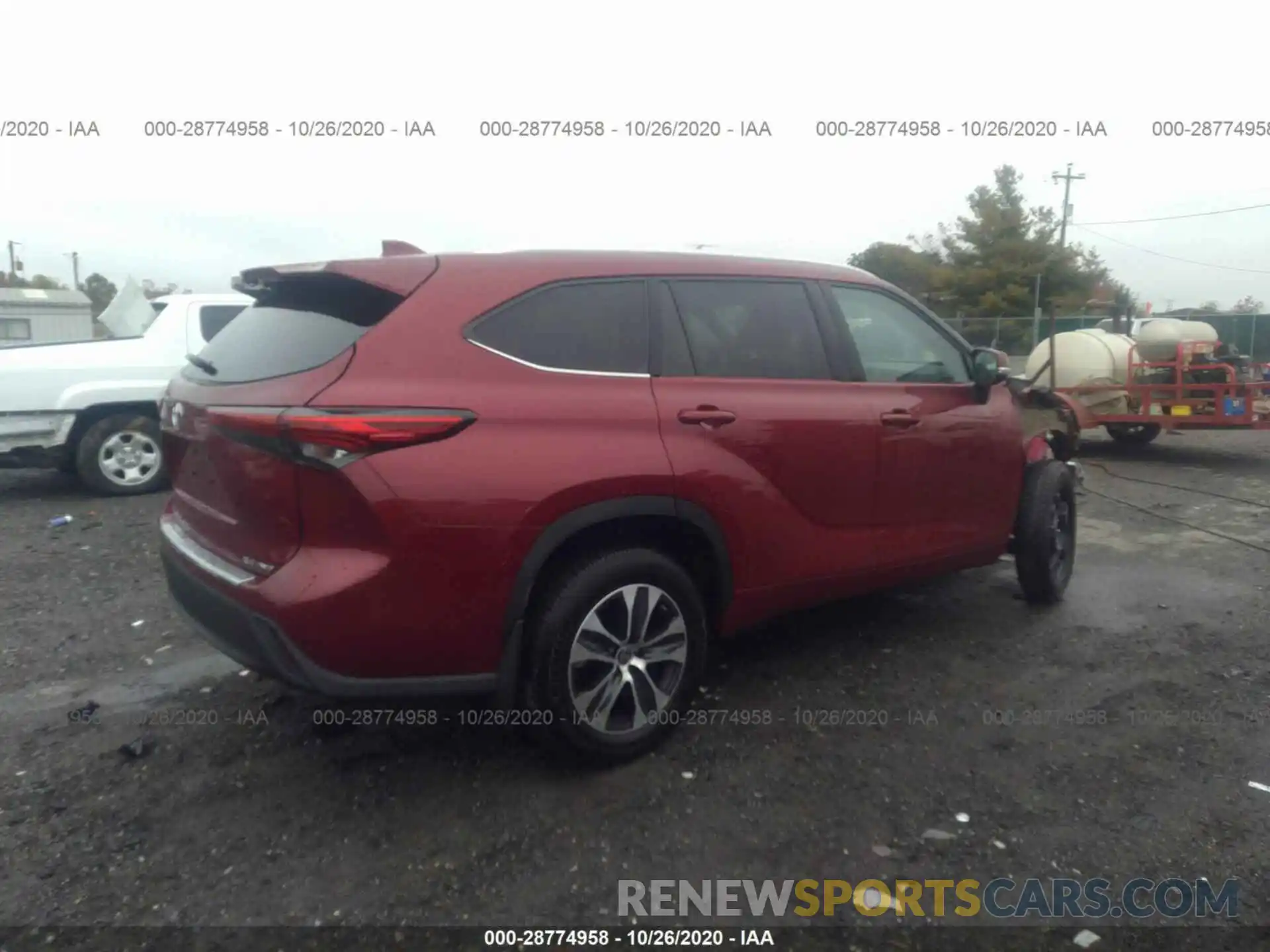 4 Photograph of a damaged car 5TDHZRBH3LS022883 TOYOTA HIGHLANDER 2020