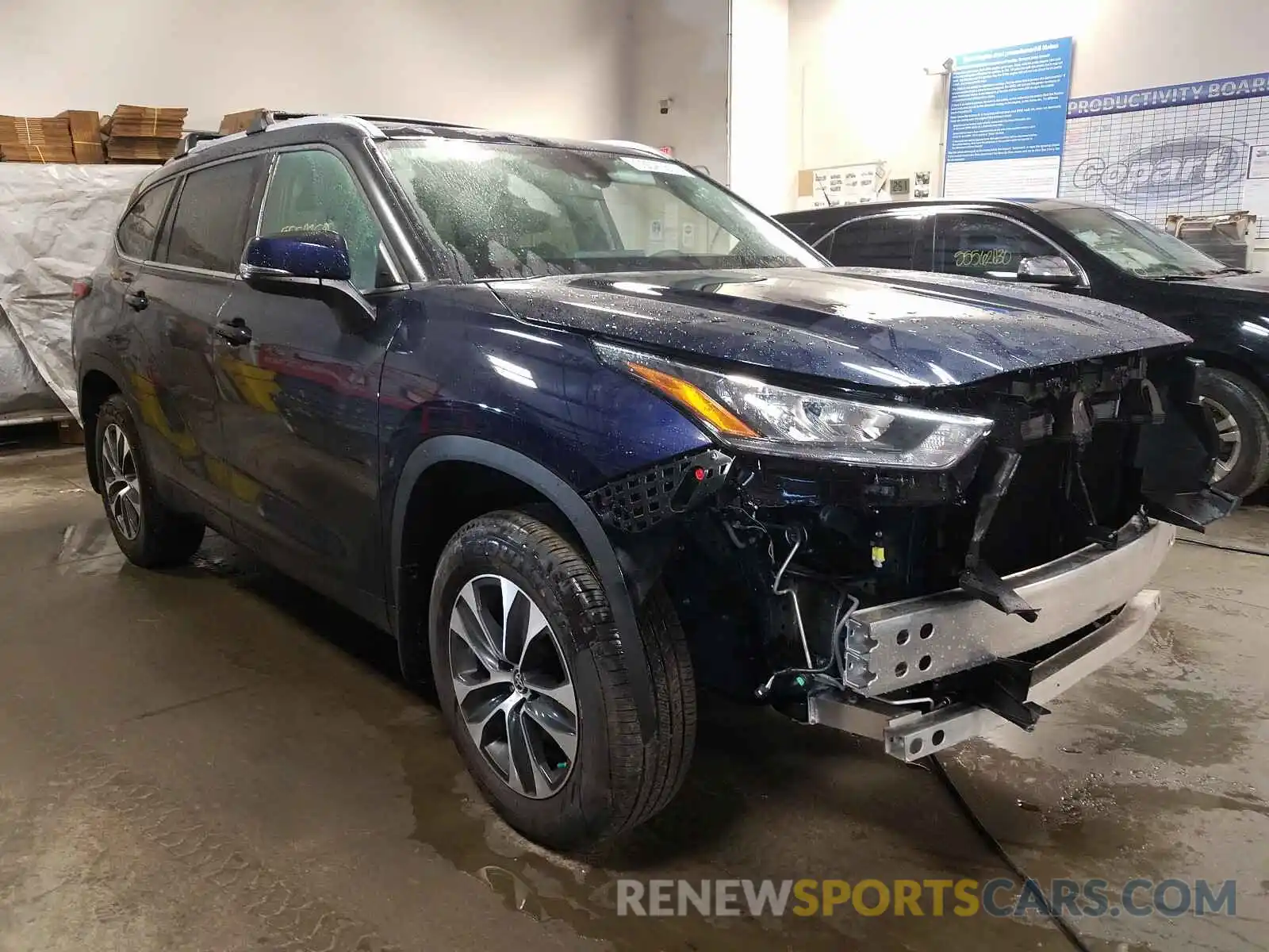 1 Photograph of a damaged car 5TDHZRBH3LS026433 TOYOTA HIGHLANDER 2020