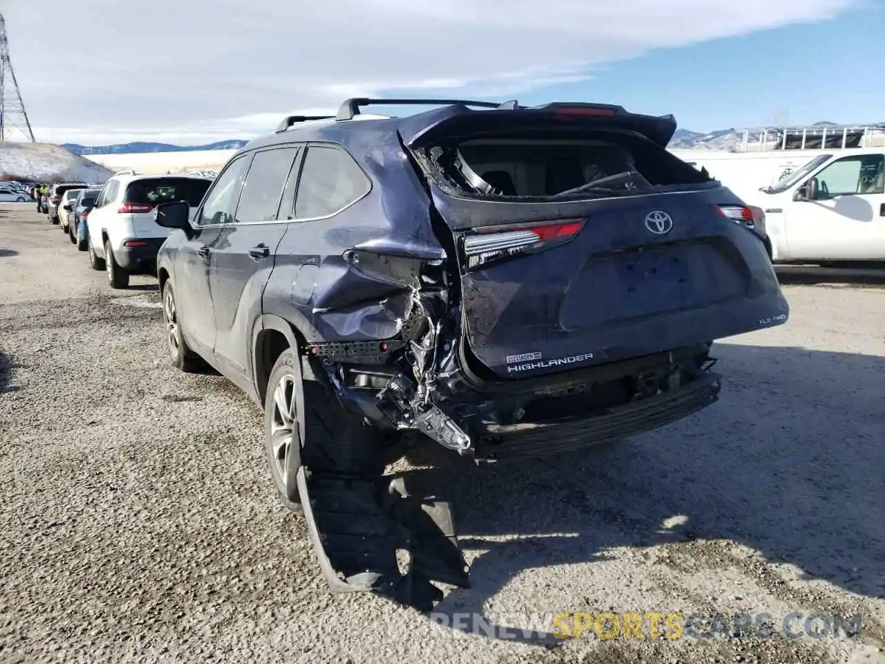 3 Photograph of a damaged car 5TDHZRBH4LS006336 TOYOTA HIGHLANDER 2020