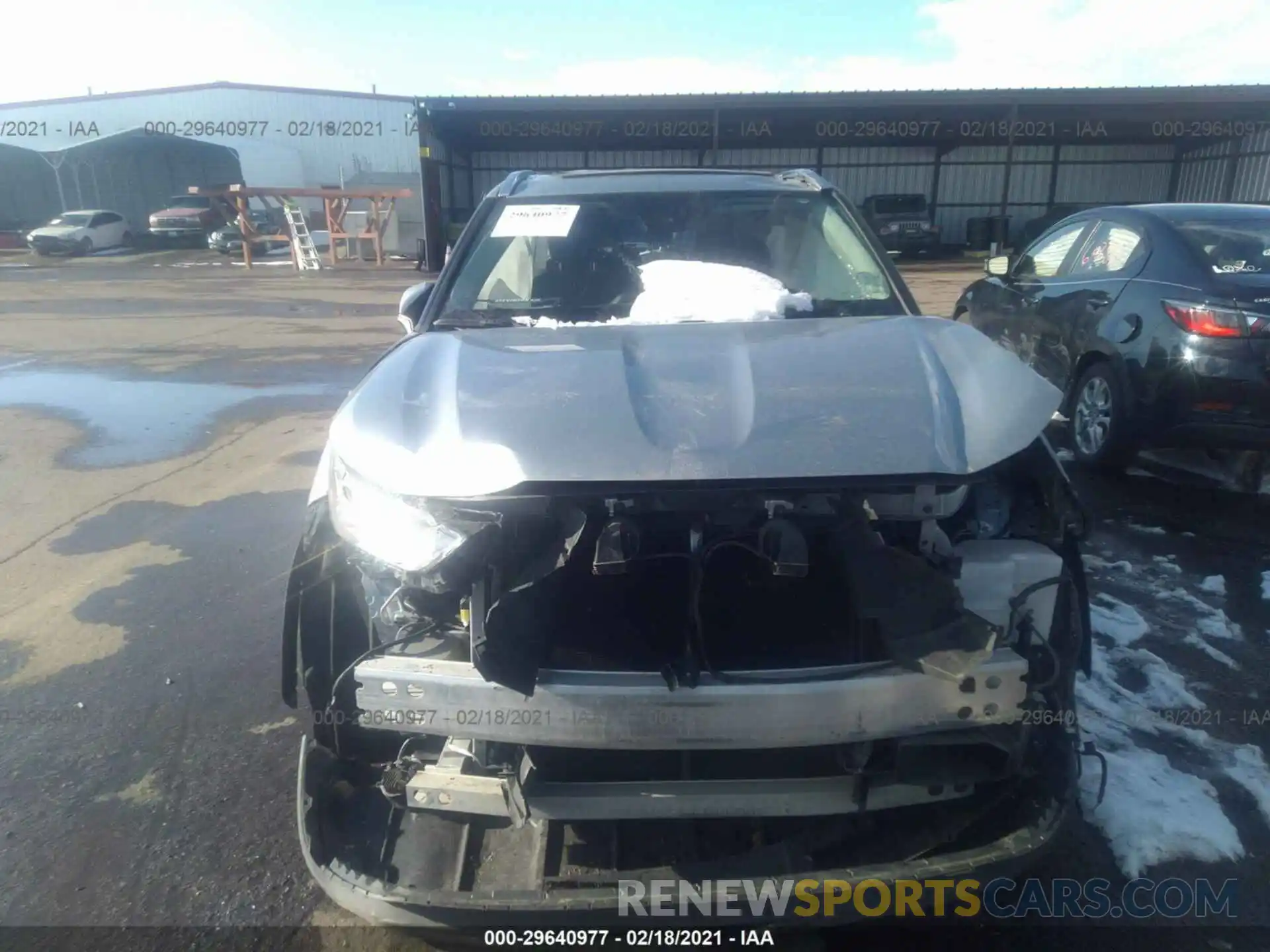 6 Photograph of a damaged car 5TDHZRBH4LS510482 TOYOTA HIGHLANDER 2020