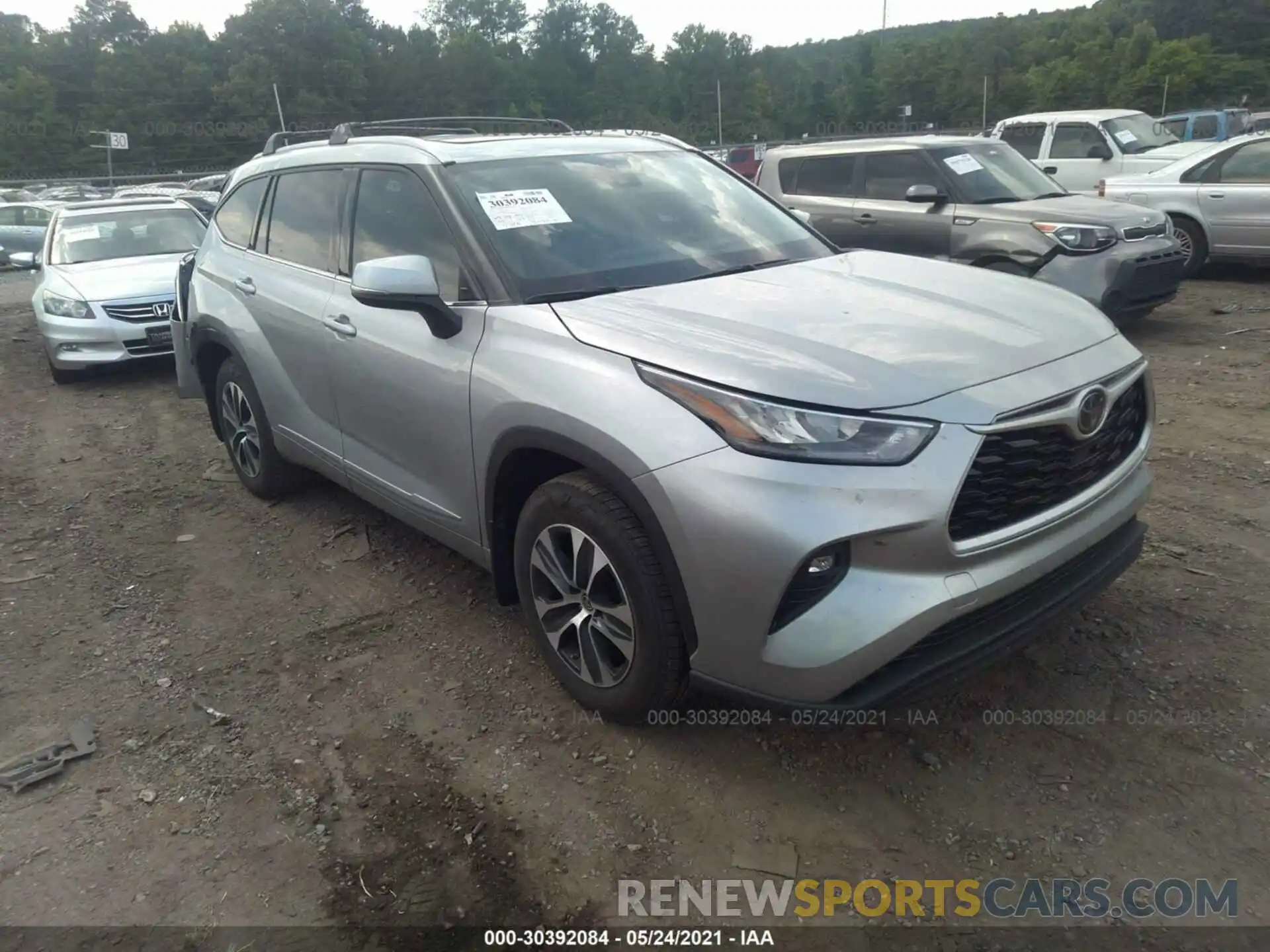 1 Photograph of a damaged car 5TDHZRBH5LS054279 TOYOTA HIGHLANDER 2020