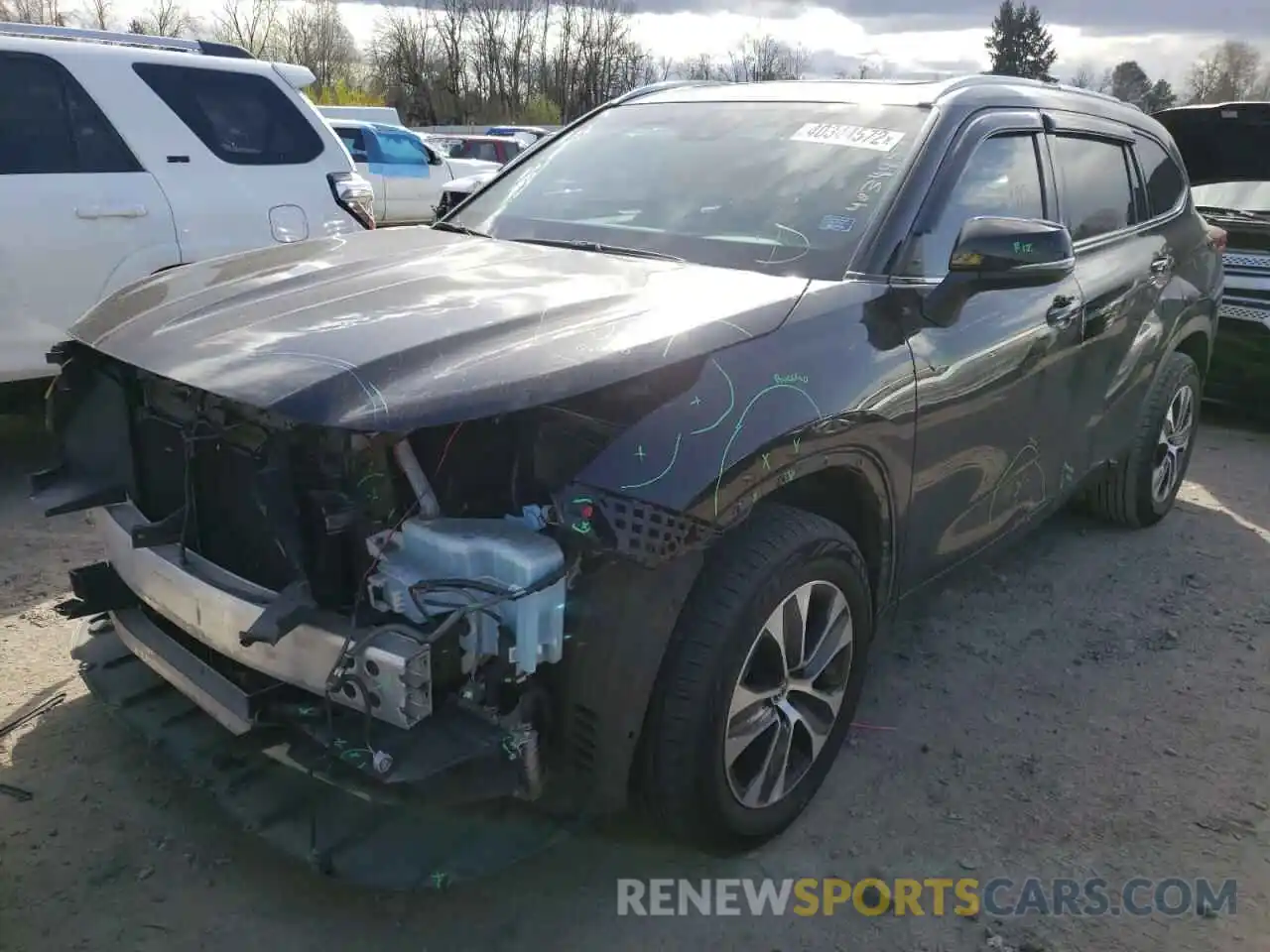 2 Photograph of a damaged car 5TDHZRBH6LS011537 TOYOTA HIGHLANDER 2020