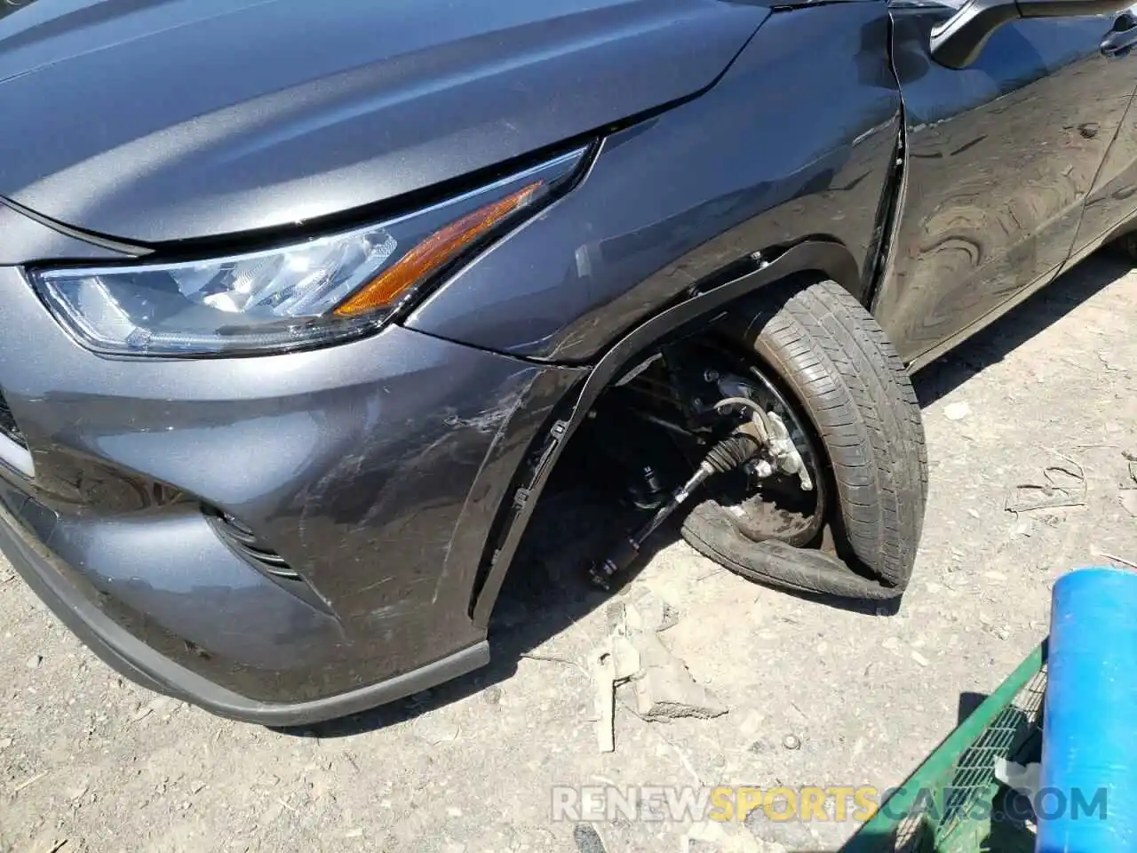 9 Photograph of a damaged car 5TDHZRBH6LS012770 TOYOTA HIGHLANDER 2020