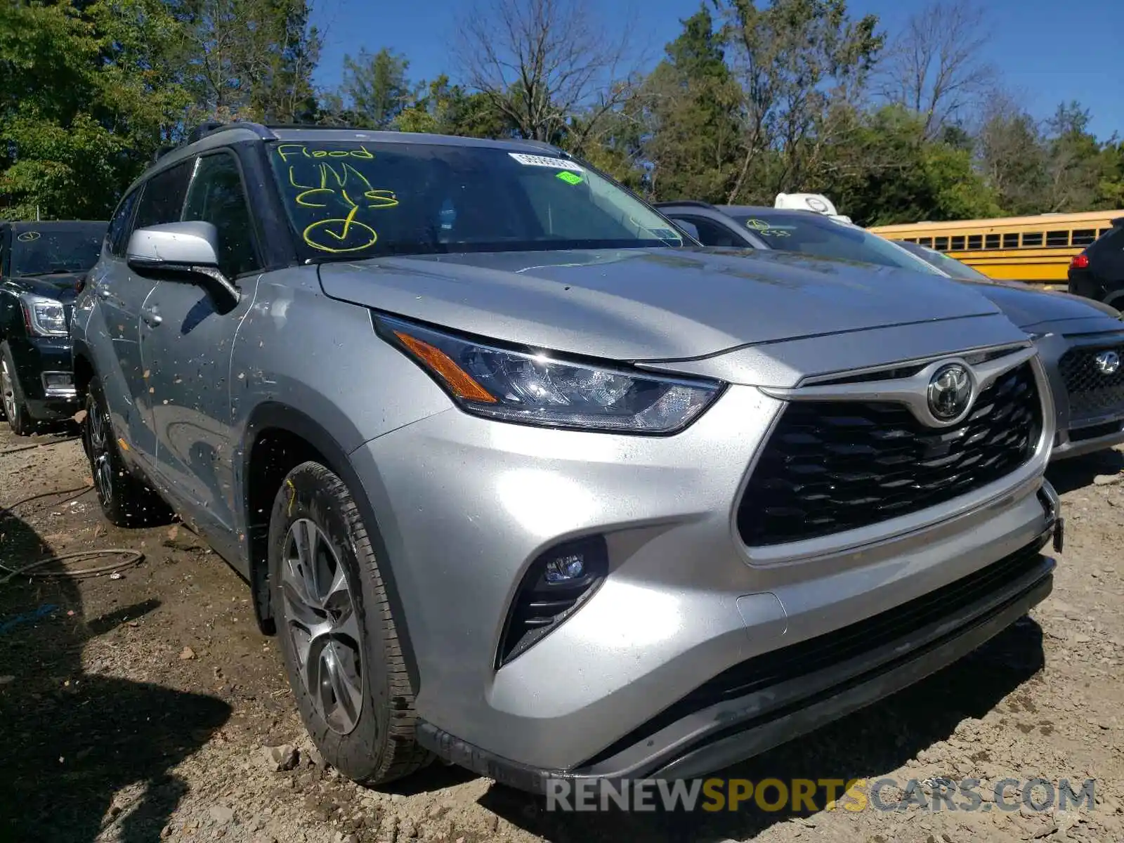 1 Photograph of a damaged car 5TDHZRBH6LS505591 TOYOTA HIGHLANDER 2020