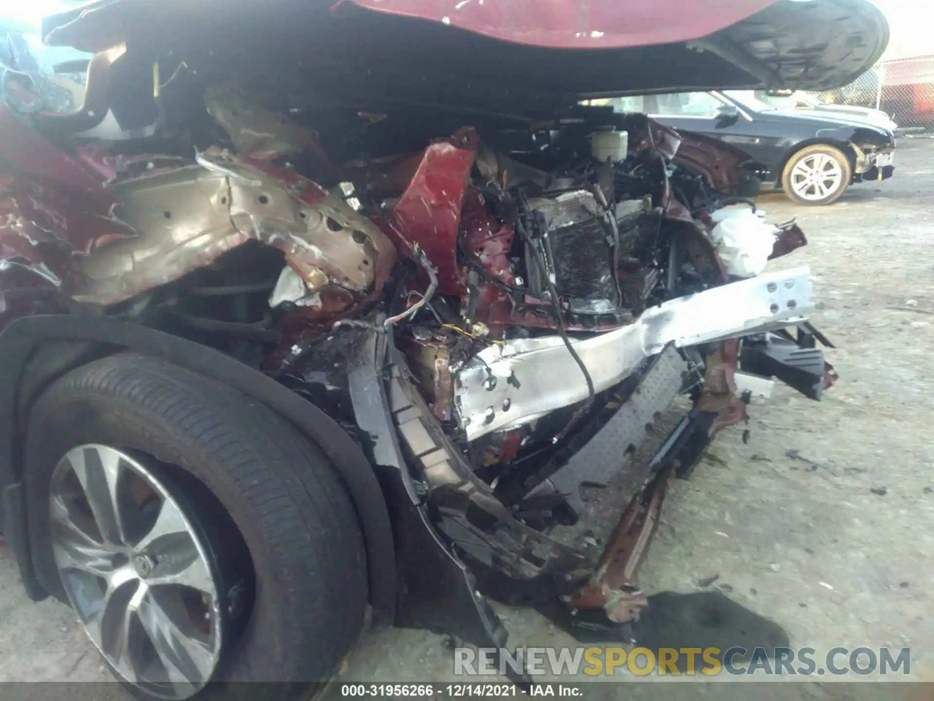 10 Photograph of a damaged car 5TDHZRBH7LS030727 TOYOTA HIGHLANDER 2020