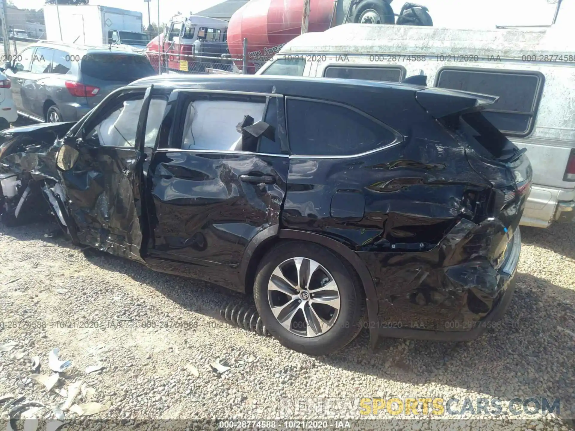 3 Photograph of a damaged car 5TDHZRBH7LS506779 TOYOTA HIGHLANDER 2020