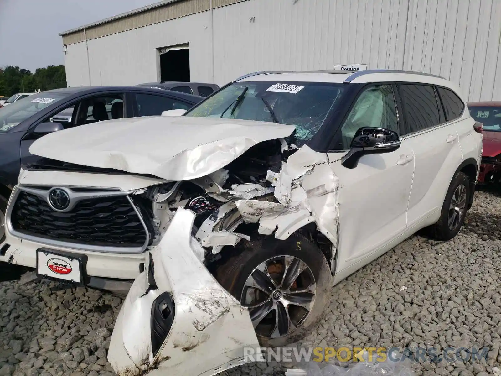 2 Photograph of a damaged car 5TDHZRBH7LS514221 TOYOTA HIGHLANDER 2020