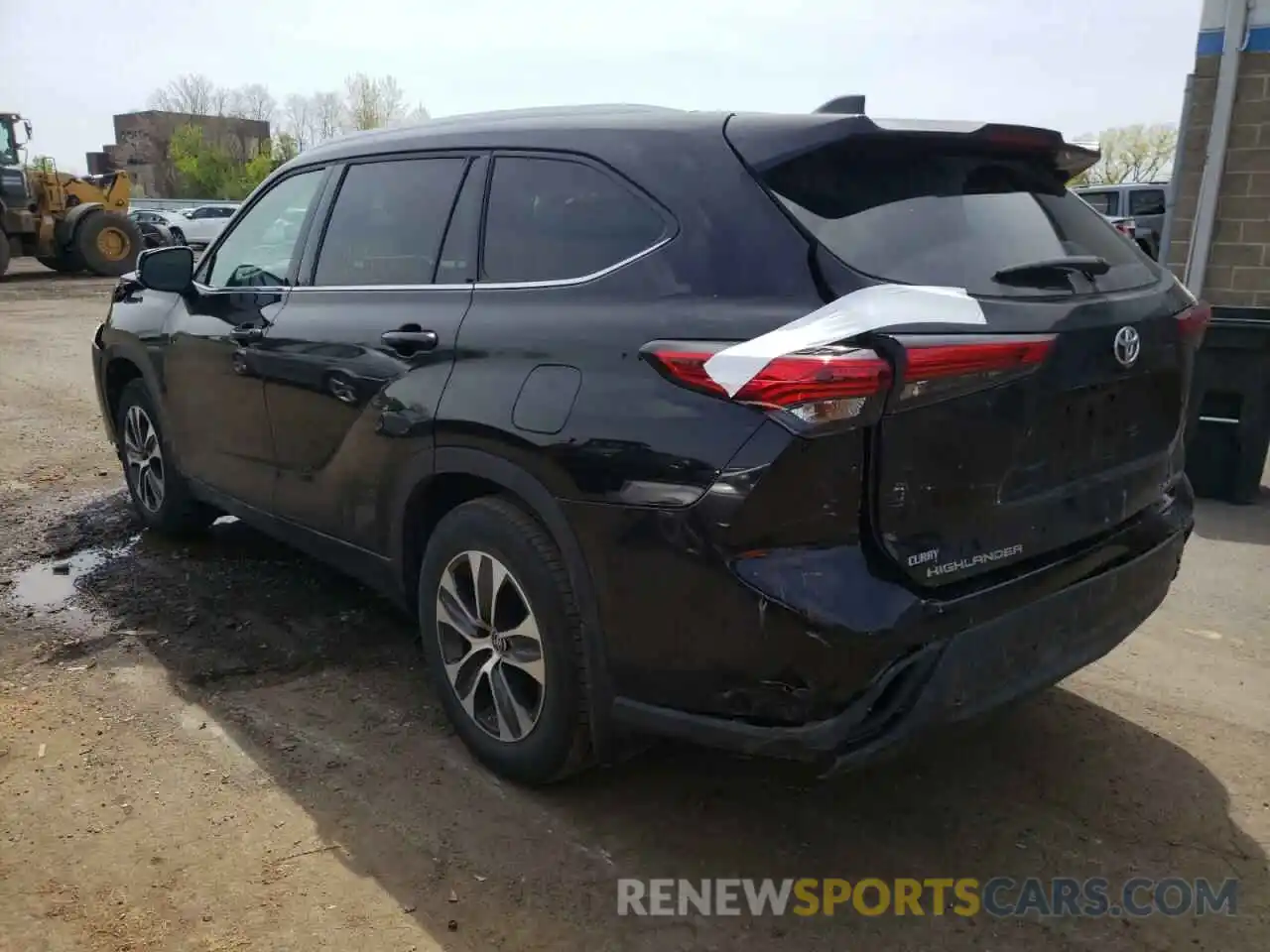 3 Photograph of a damaged car 5TDHZRBH8LS032079 TOYOTA HIGHLANDER 2020