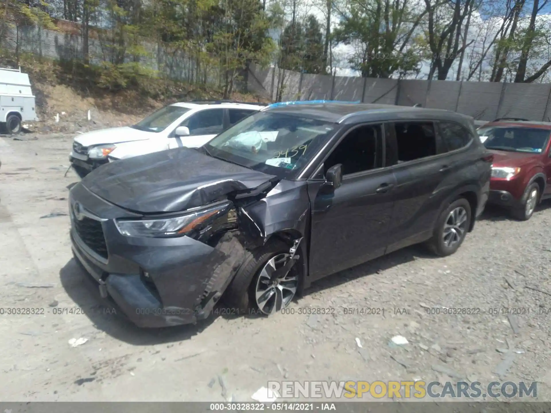 2 Photograph of a damaged car 5TDHZRBH8LS522439 TOYOTA HIGHLANDER 2020