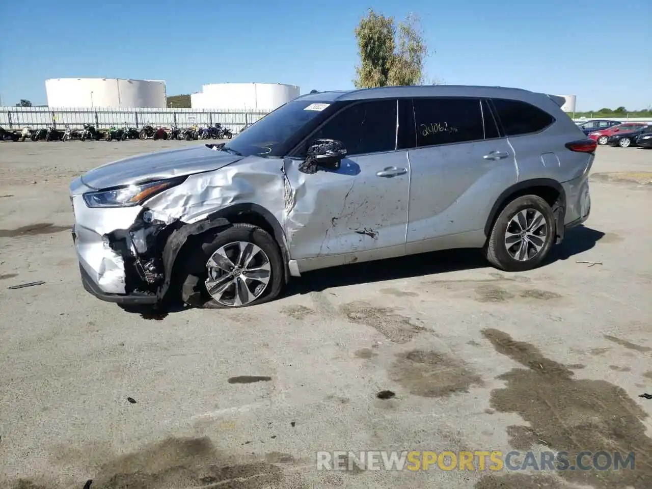 9 Photograph of a damaged car 5TDHZRBH9LS023746 TOYOTA HIGHLANDER 2020