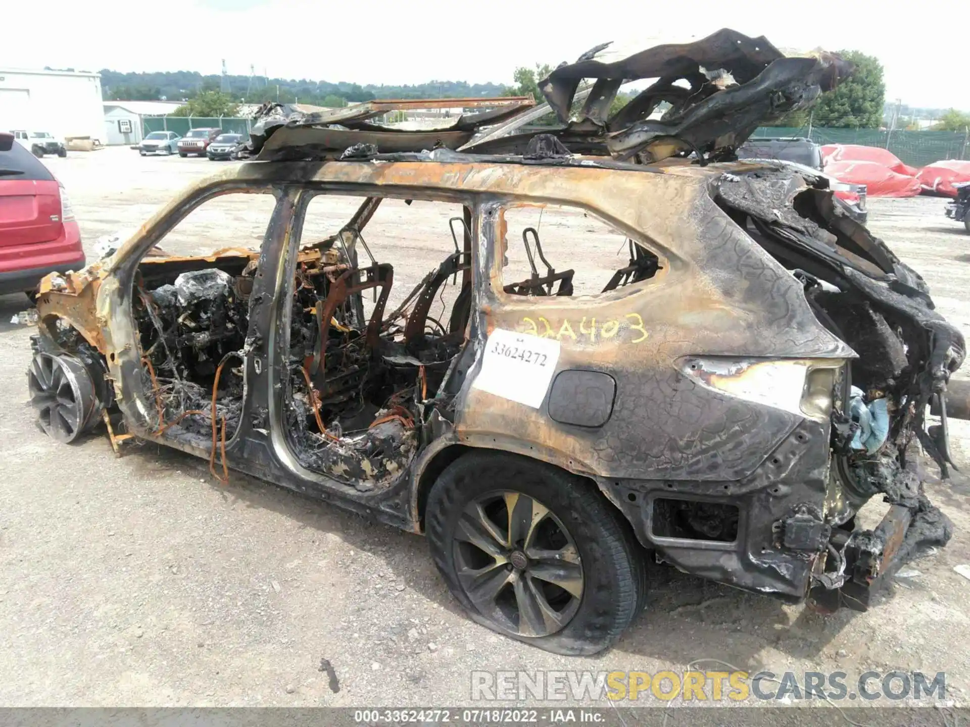 3 Photograph of a damaged car 5TDHZRBH9LS505956 TOYOTA HIGHLANDER 2020