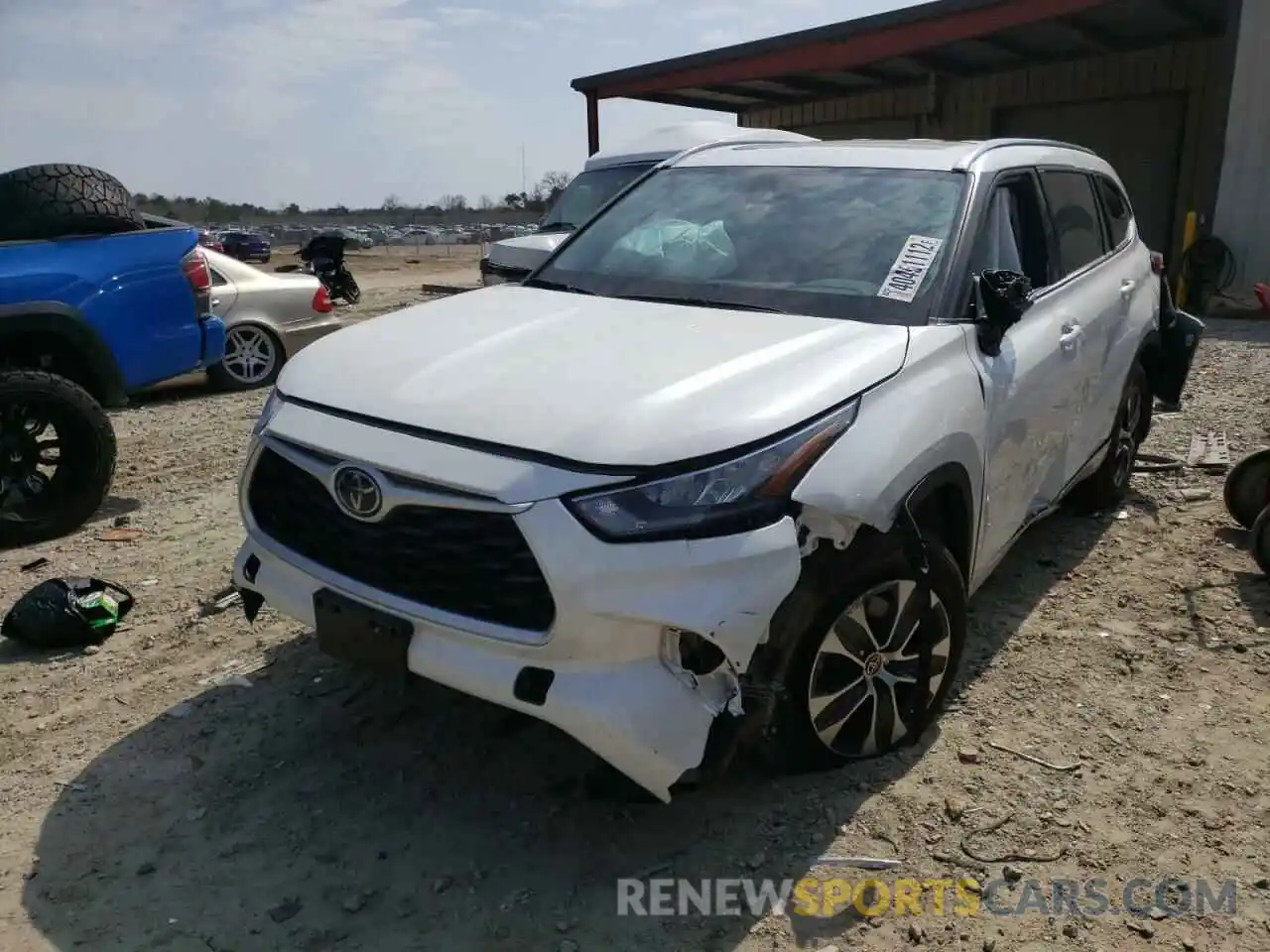 2 Photograph of a damaged car 5TDHZRBH9LS515872 TOYOTA HIGHLANDER 2020