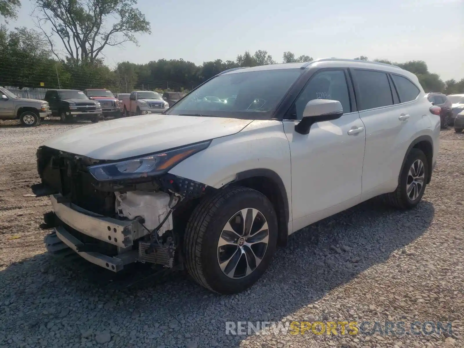 2 Photograph of a damaged car 5TDHZRBH9LS521736 TOYOTA HIGHLANDER 2020