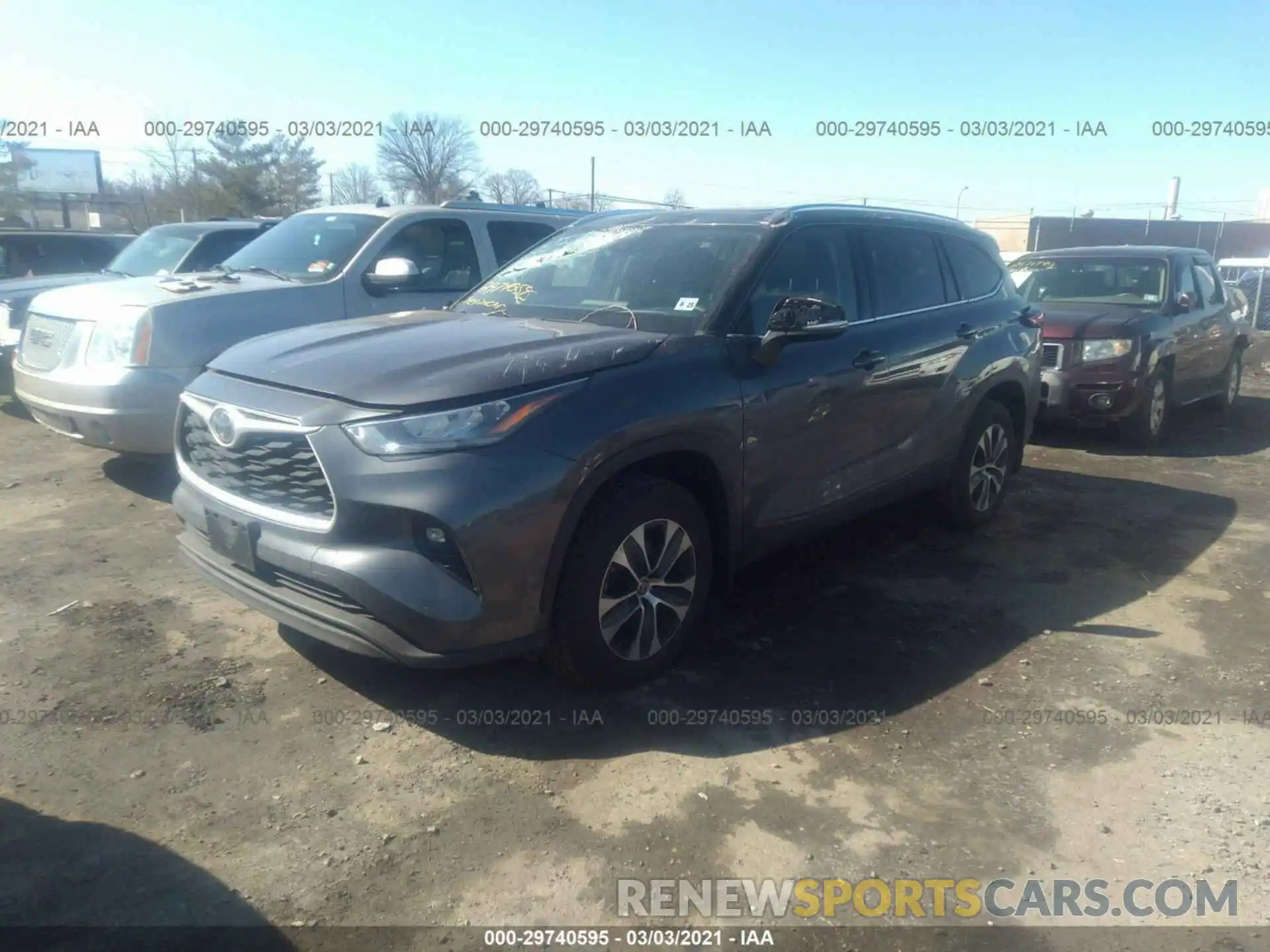 2 Photograph of a damaged car 5TDHZRBHXLS008995 TOYOTA HIGHLANDER 2020