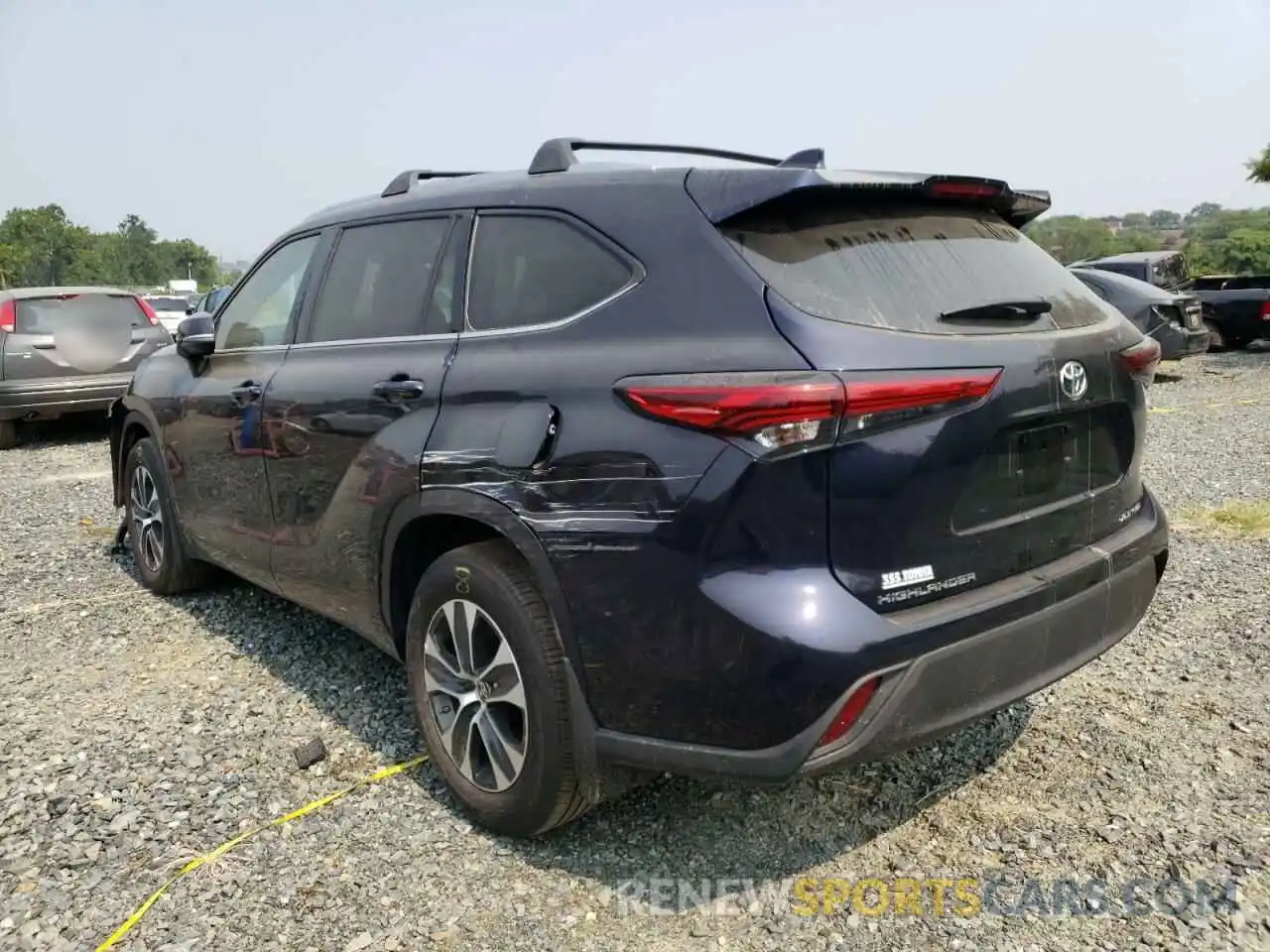 3 Photograph of a damaged car 5TDHZRBHXLS520045 TOYOTA HIGHLANDER 2020