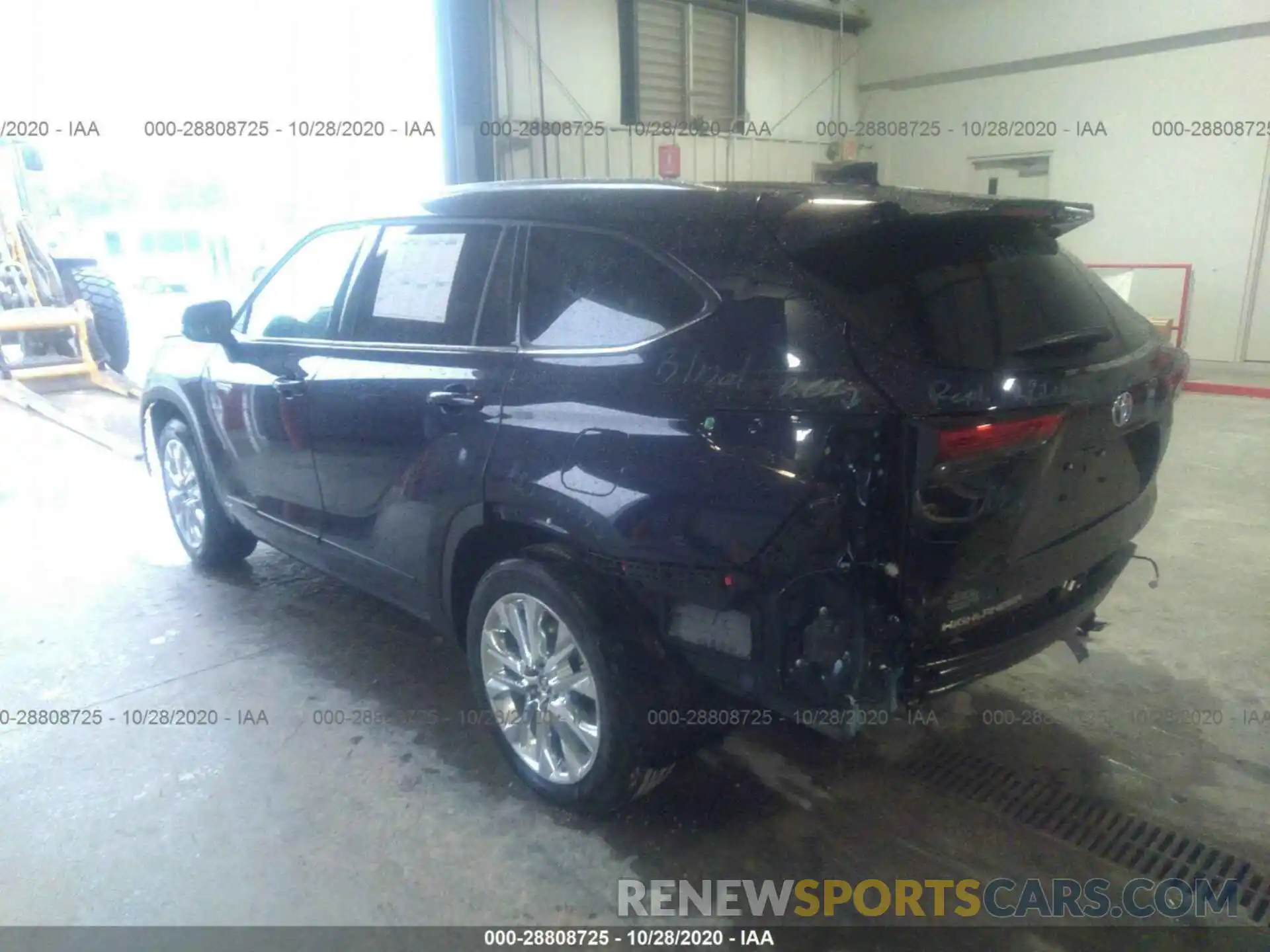 3 Photograph of a damaged car 5TDXBRCH3LS013924 TOYOTA HIGHLANDER 2020