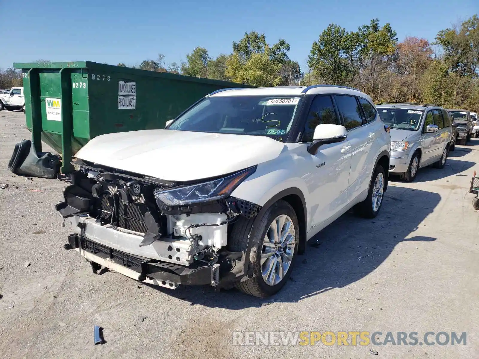 2 Photograph of a damaged car 5TDXBRCH4LS009042 TOYOTA HIGHLANDER 2020