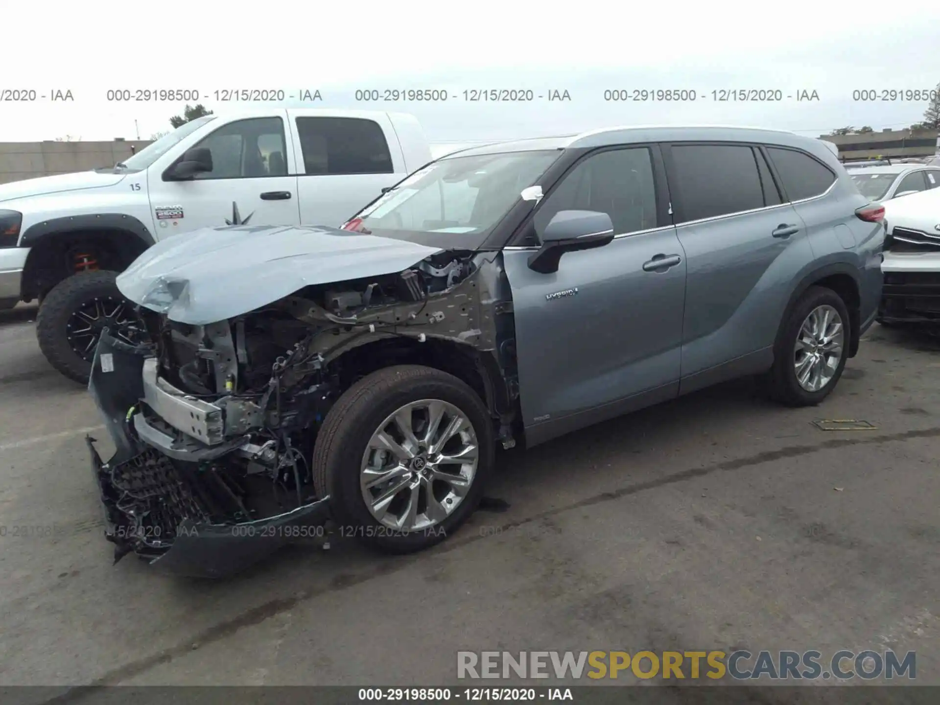 2 Photograph of a damaged car 5TDXBRCH7LS011058 TOYOTA HIGHLANDER 2020